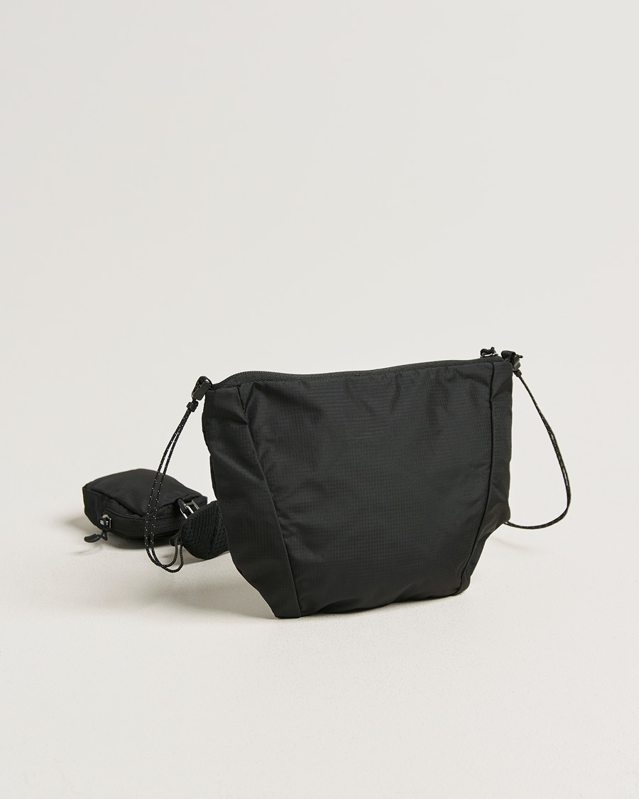 Mies | Laukut | Salomon | ACS 2 Small Shoulder Bag Black