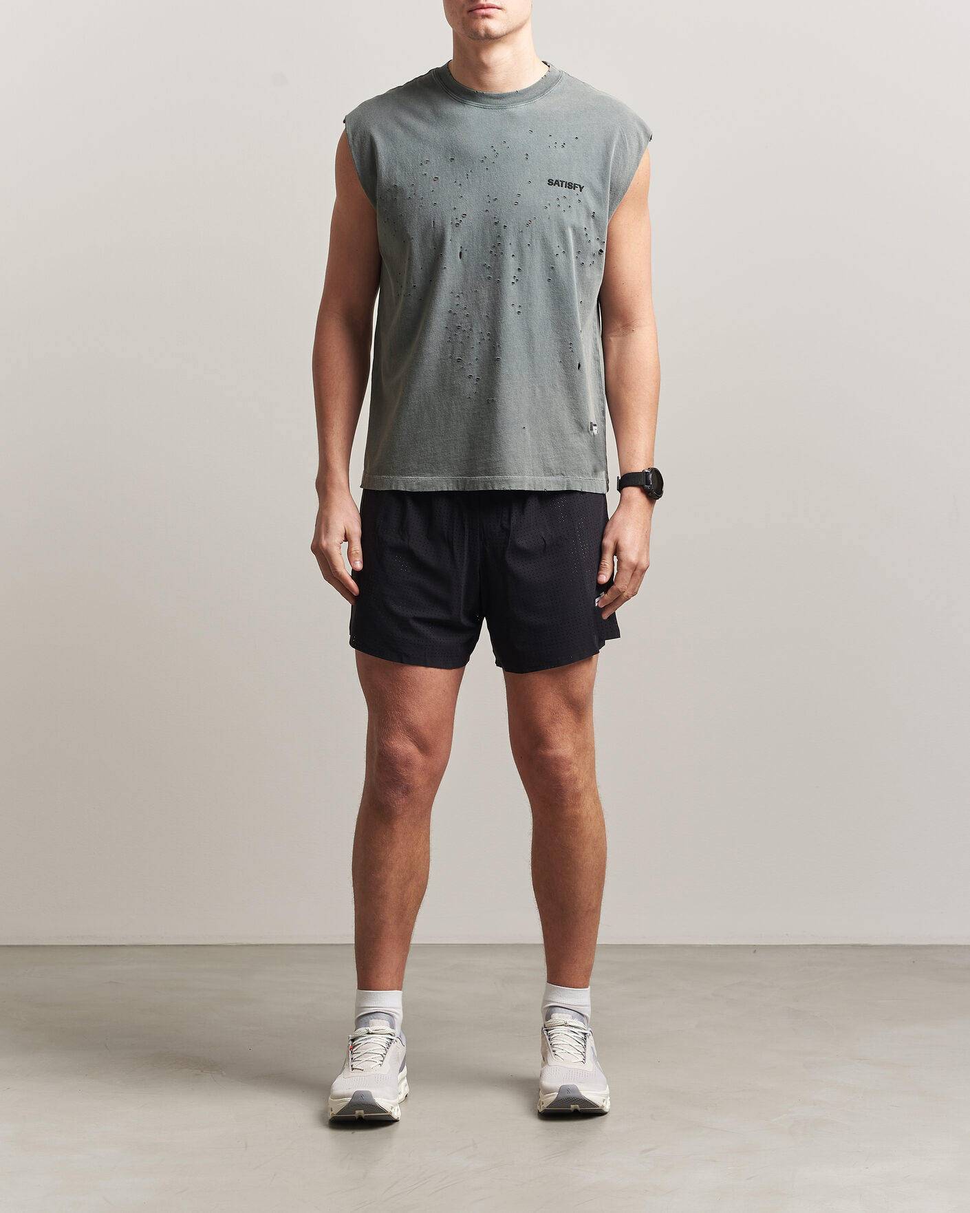 Mies | T-paidat | Satisfy | MothTech Muscle Tee Faded Black