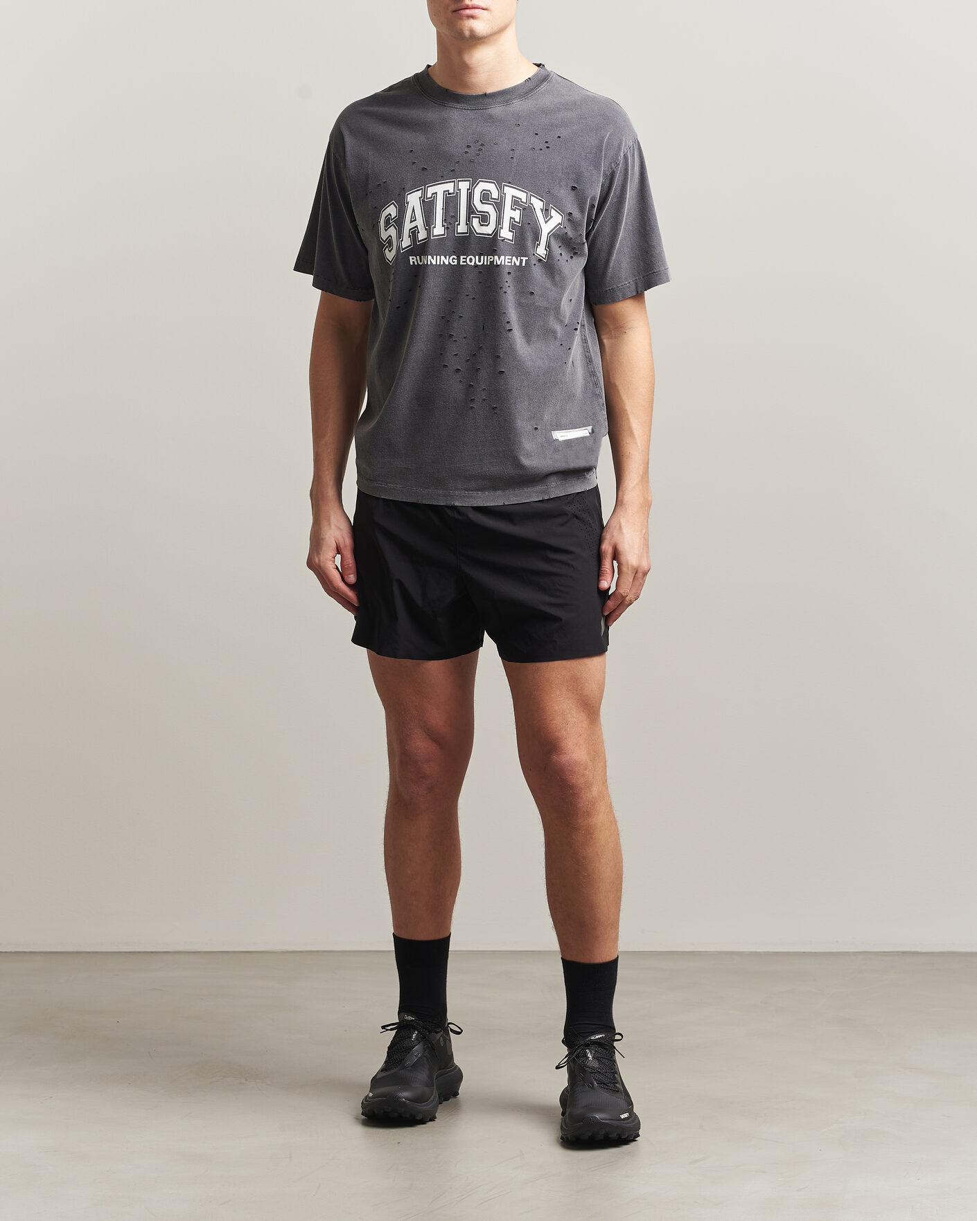 Mies | T-paidat | Satisfy | MothTech T-Shirt Aged Black