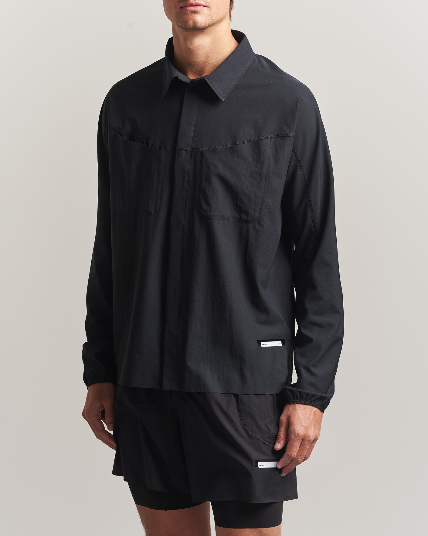 Mies | Kauluspaidat | Satisfy | PeaceShell River Shirt Black