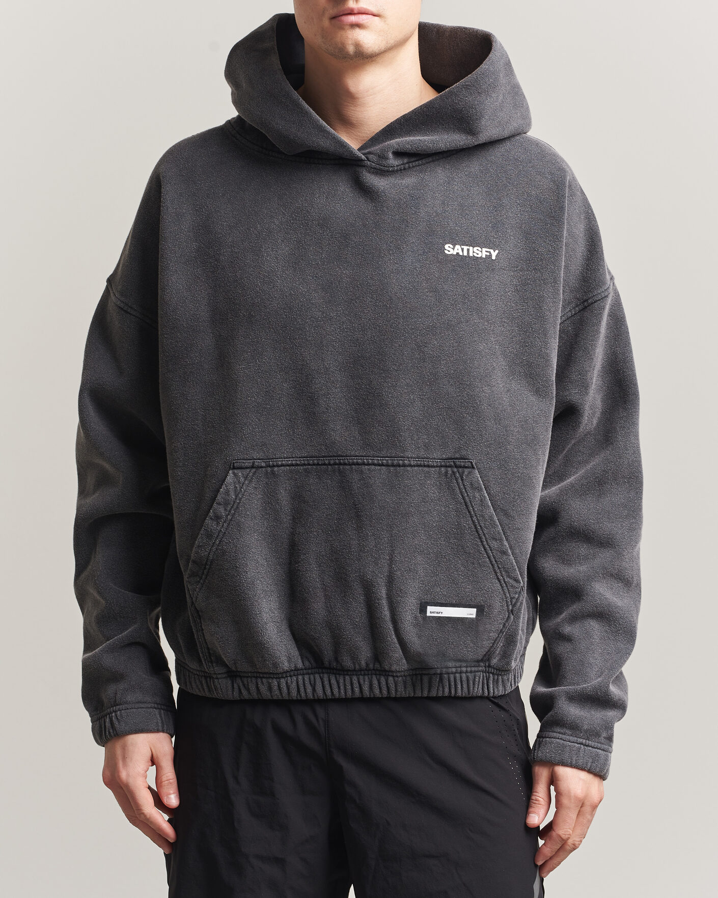 Mies | Puserot | Satisfy | SoftCell Hoodie Aged Black