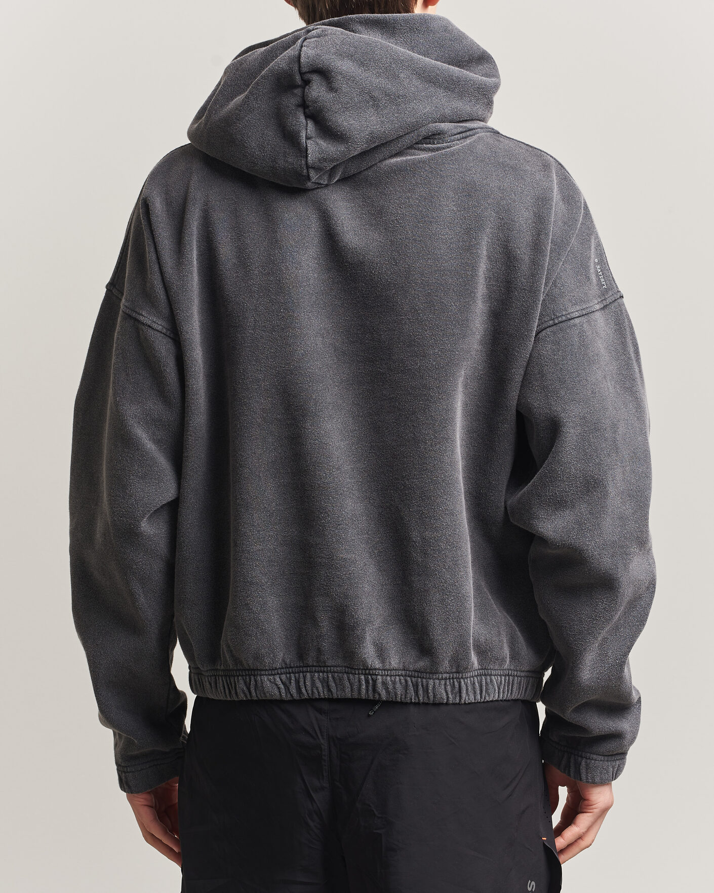 Mies | Puserot | Satisfy | SoftCell Hoodie Aged Black