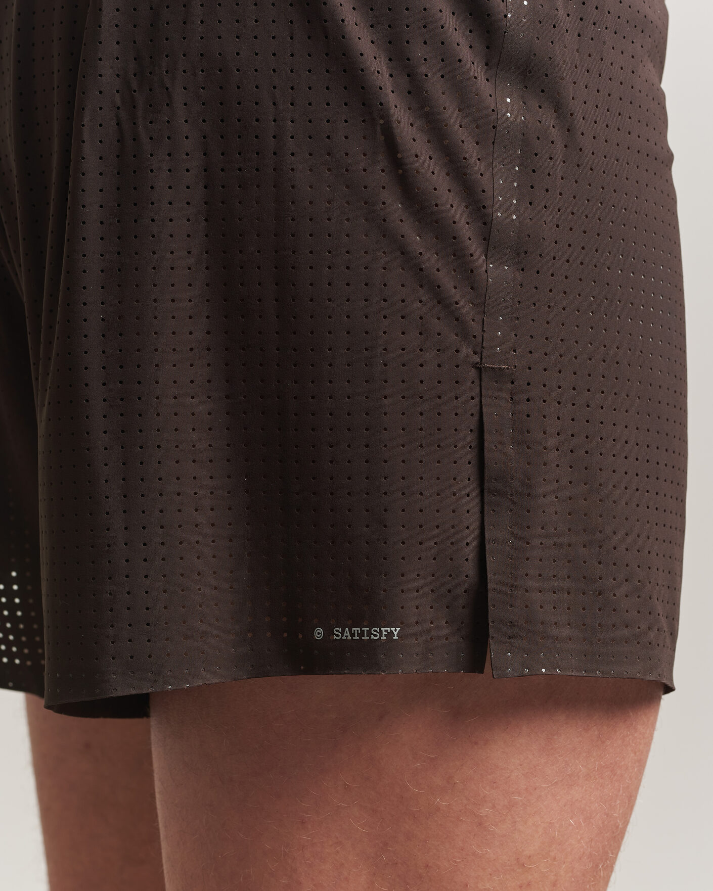 Mies | Shortsit | Satisfy | Space-O 5 Inch Shorts Deep Mahogany