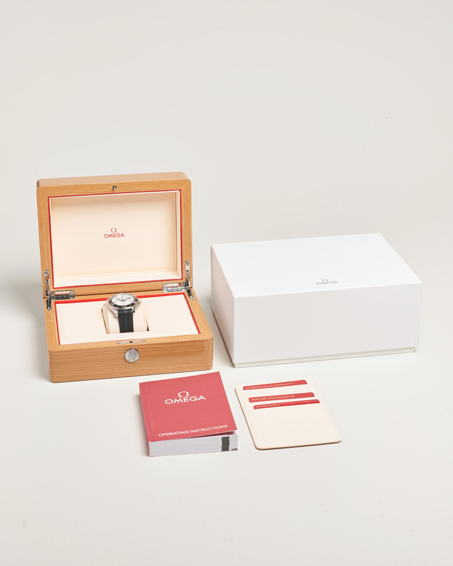 Mies | Omega Pre-Owned Seamaster Diver 300 | Omega Pre-Owned | Seamaster Diver 300