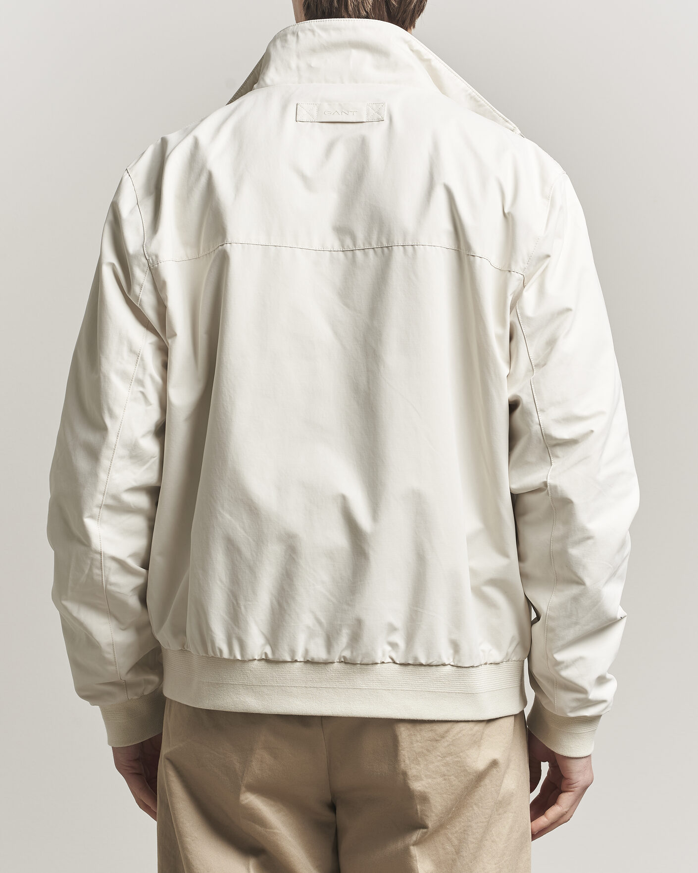 Mies | Takit | GANT | Lightweight Hampshire Jacket Sand