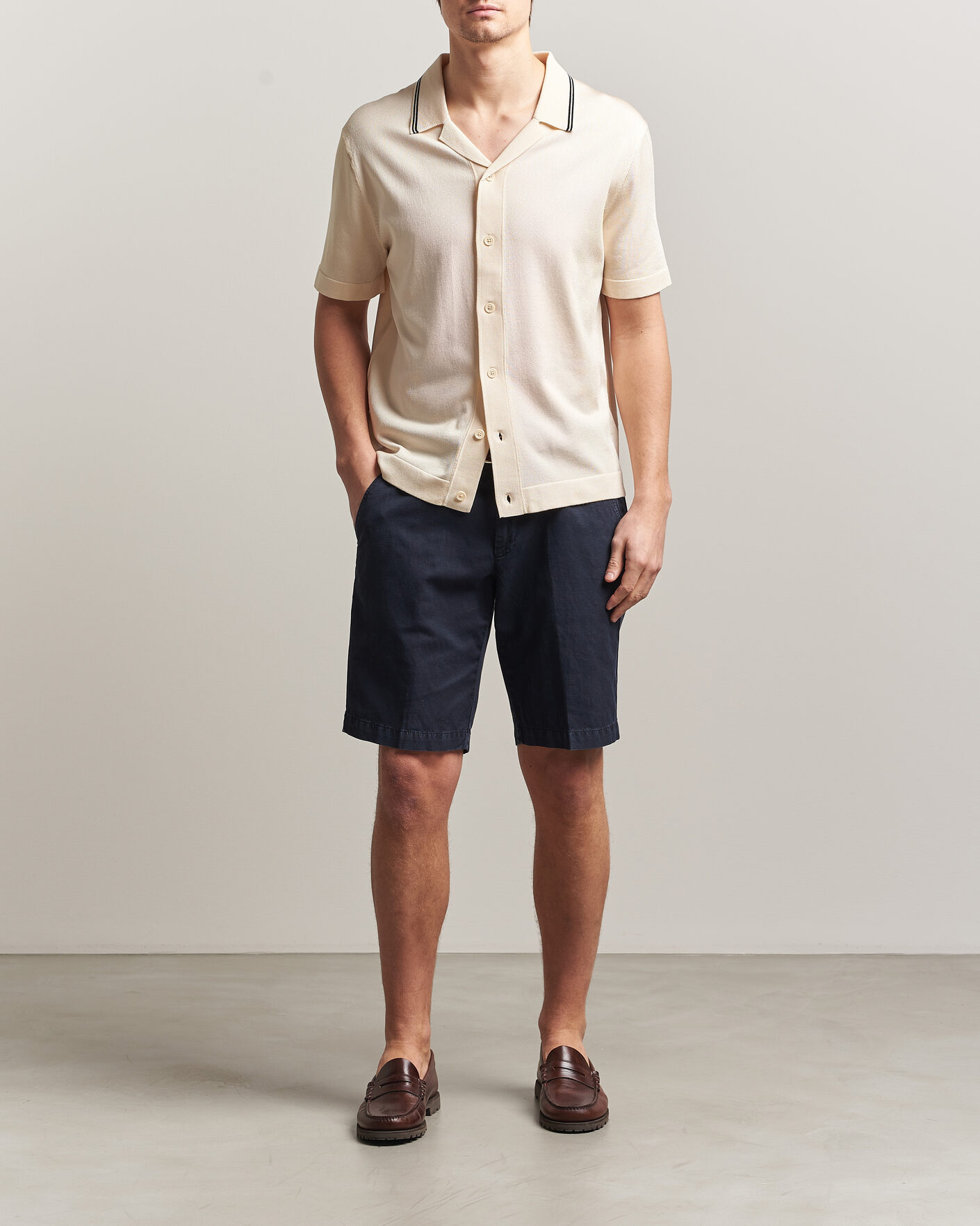 Mies | Kauluspaidat | GANT | Knitted Resort Collar Shirt Creamed White