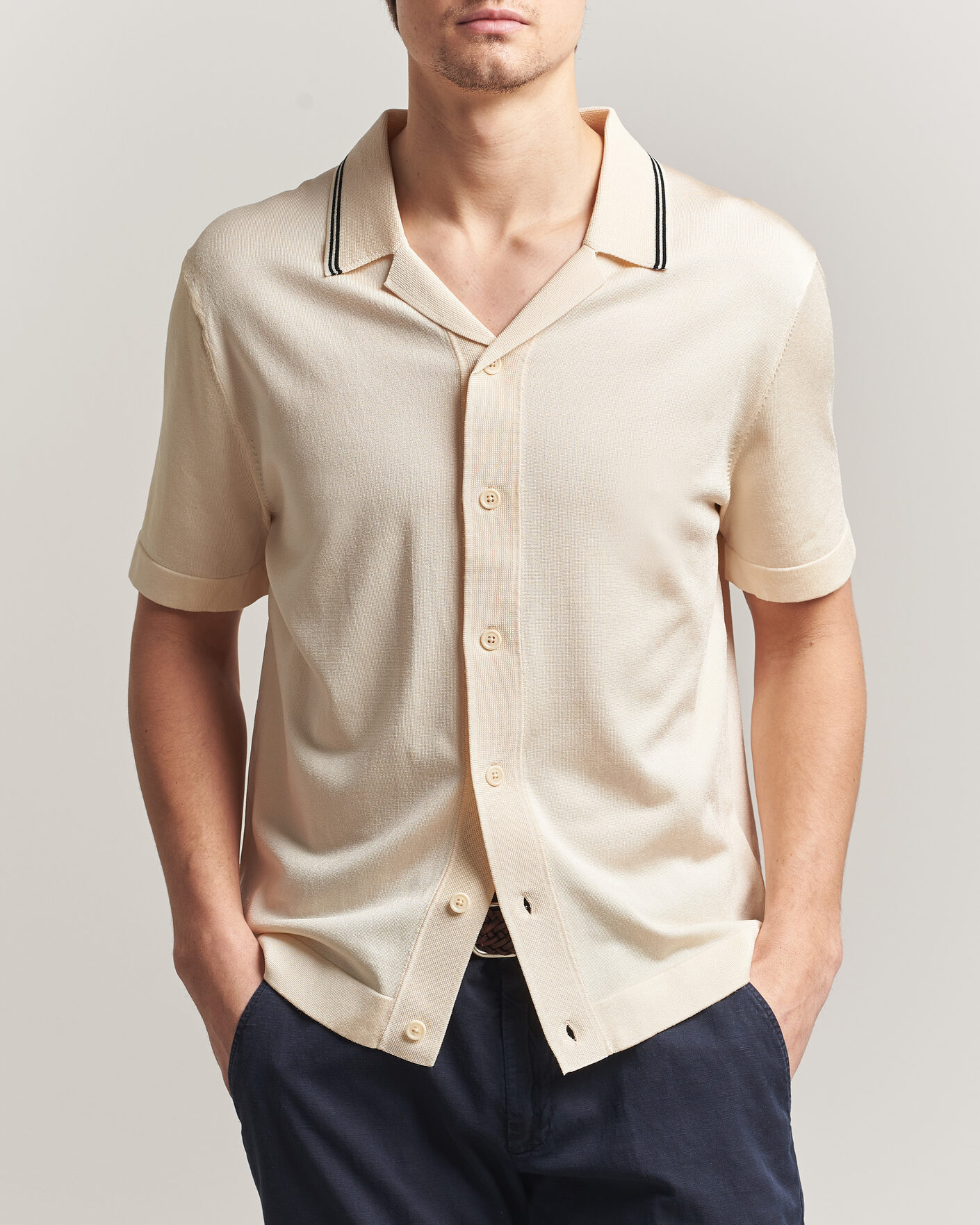 Mies | Kauluspaidat | GANT | Knitted Resort Collar Shirt Creamed White