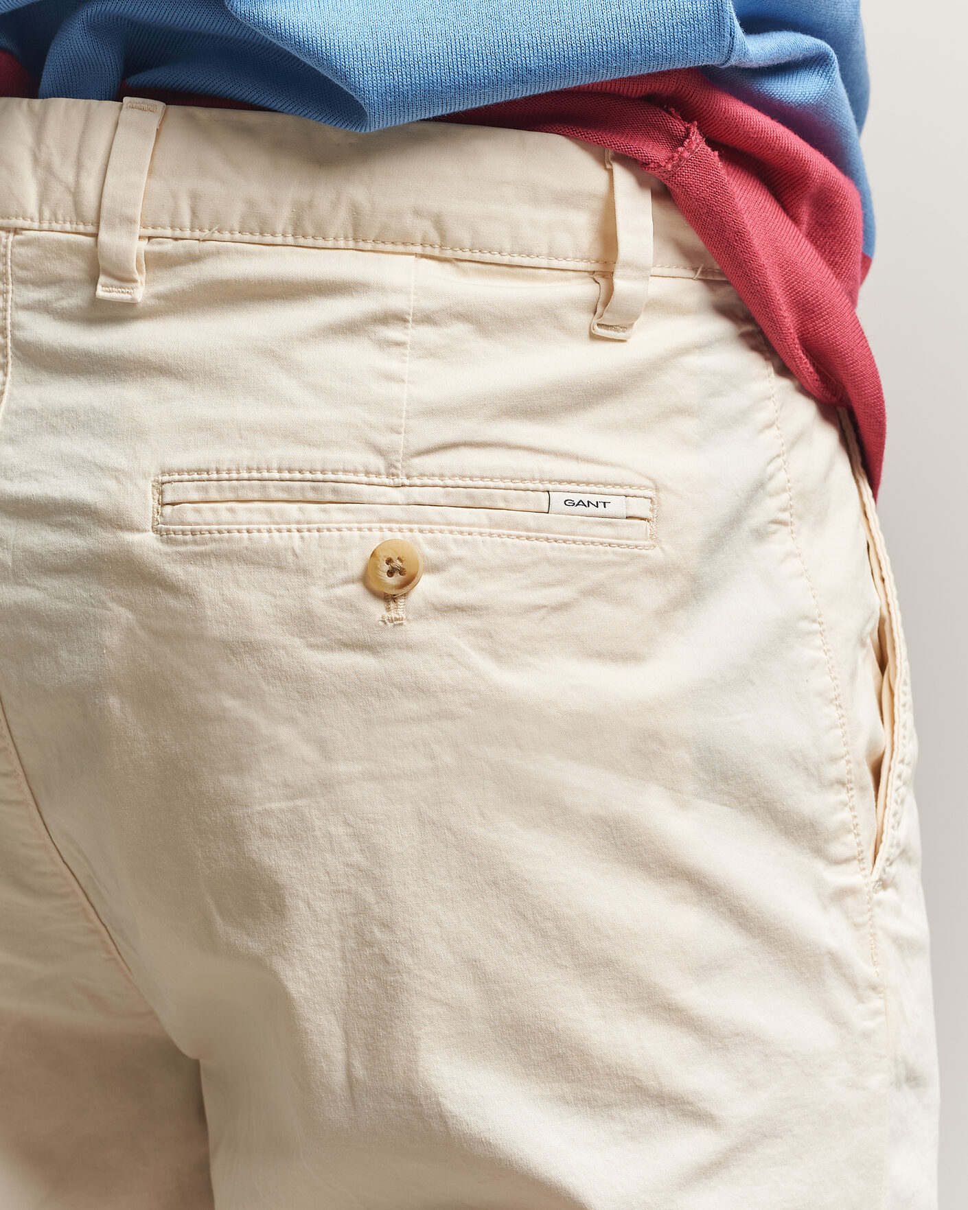 Mies | Shortsit | Gant | Regular Sunfaded Shorts Cream