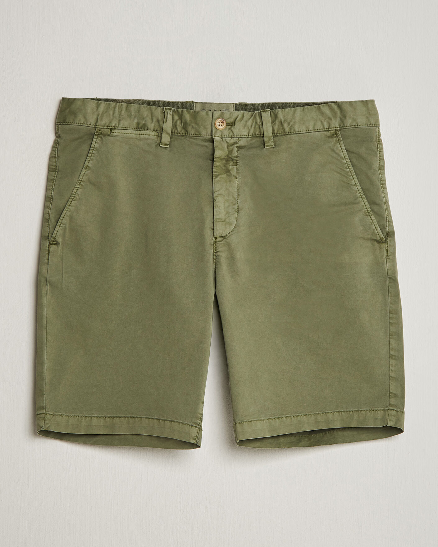 Mies | Shortsit | Gant | Regular Sunfaded Shorts Dry Herb Green