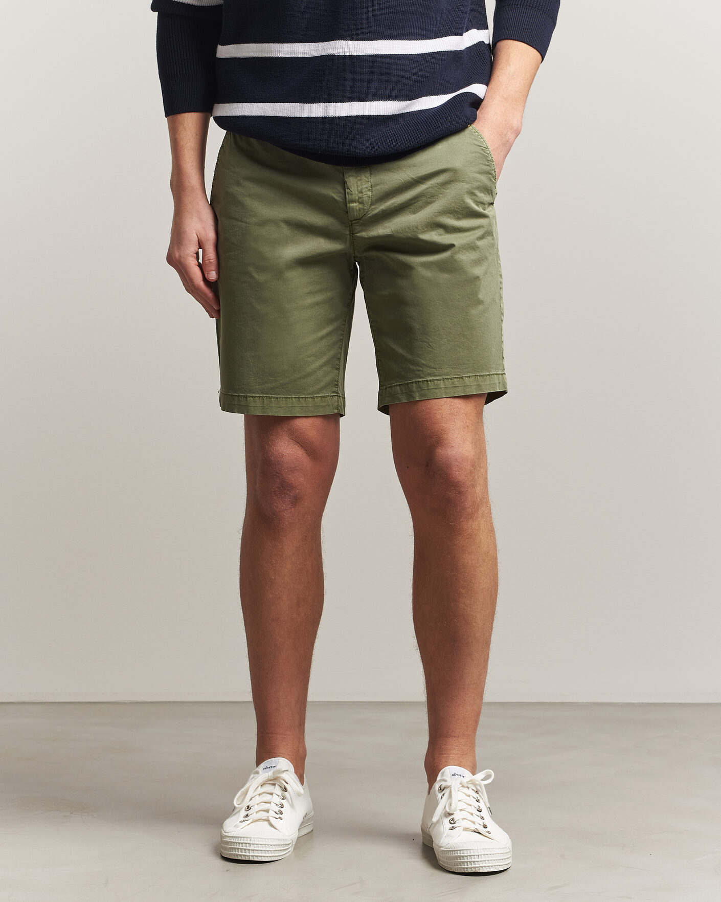 Mies | Shortsit | GANT | Regular Sunfaded Shorts Dry Herb Green