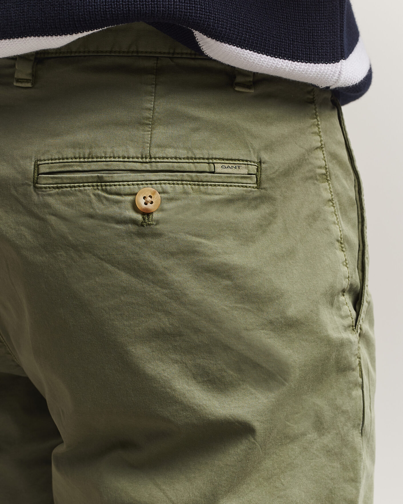 Mies | Shortsit | Gant | Regular Sunfaded Shorts Dry Herb Green