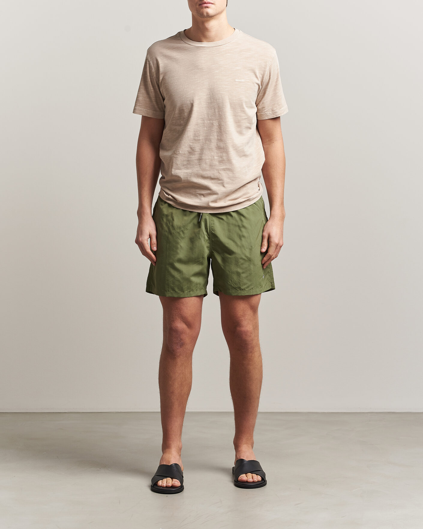 Mies | Uimahousut | GANT | Basic Swimshorts Dry Herb Green
