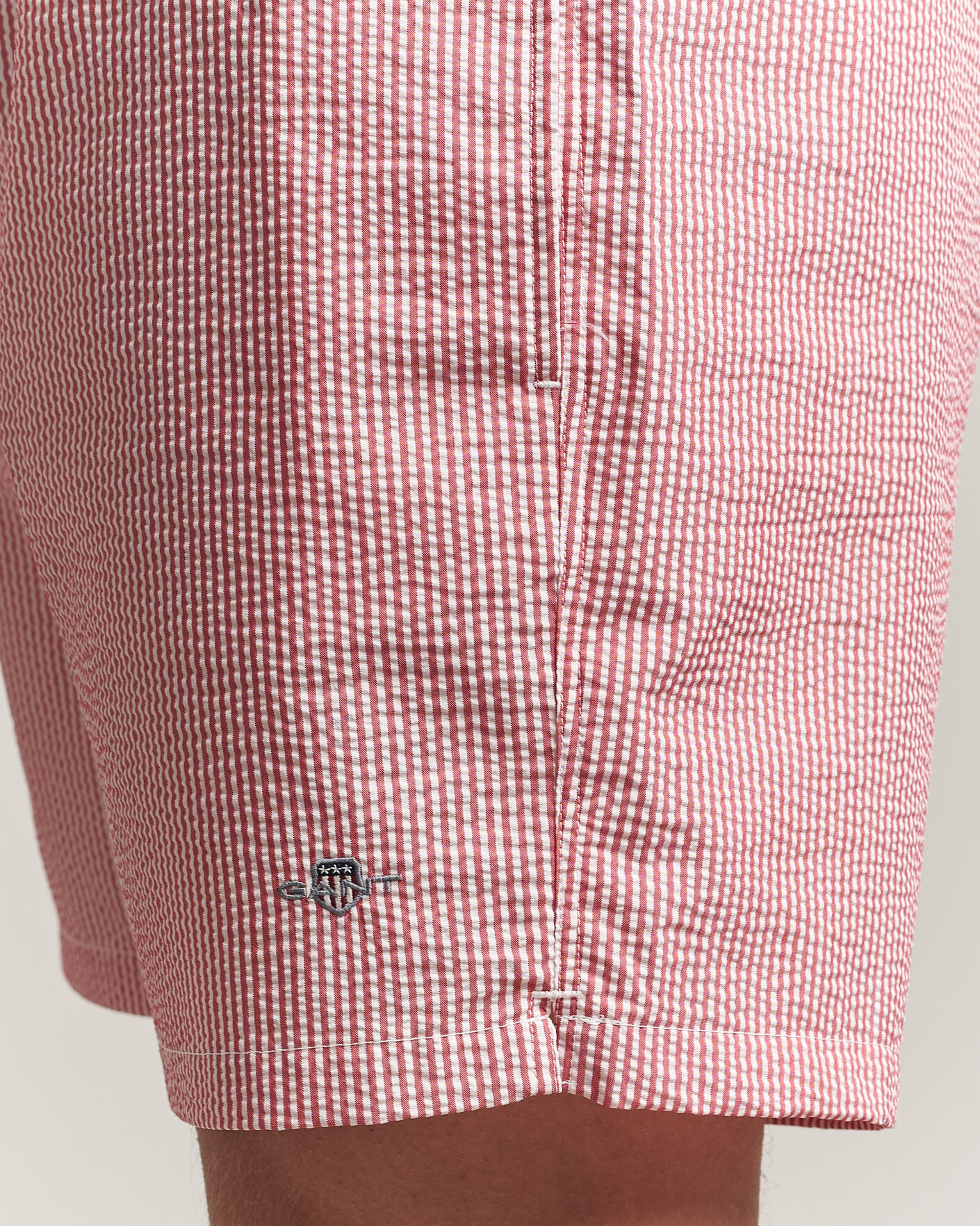 Mies | Uimahousut | GANT | Seersucker Striped Swimshorts Rose Red