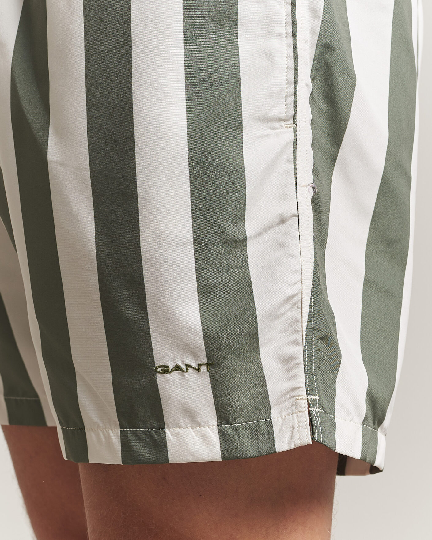 Mies | Uimahousut | GANT | Blockstriped Swimshorts Dry Herb Green