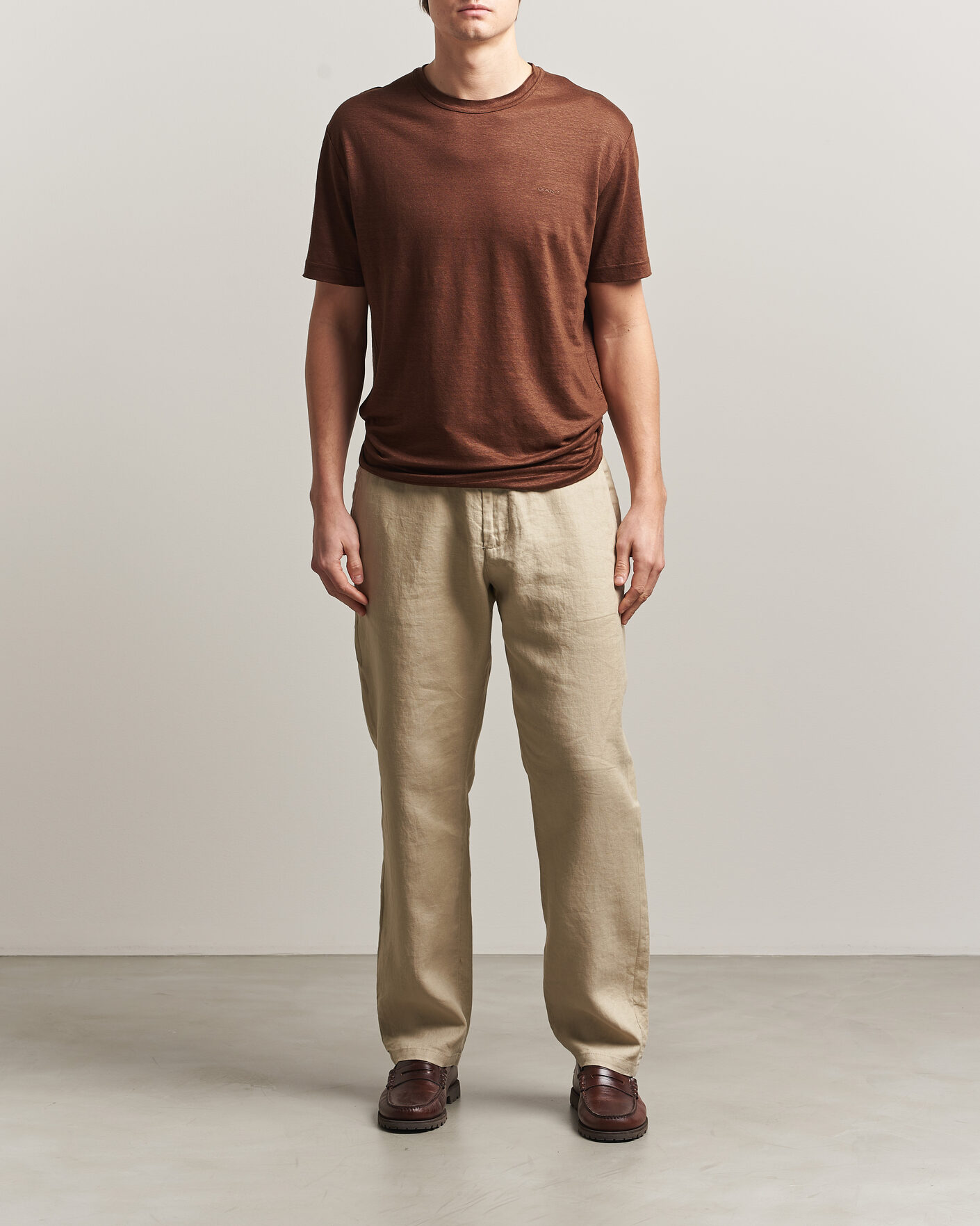 Mies | T-paidat | Gant | Linen T-Shirt Mahogany Brown