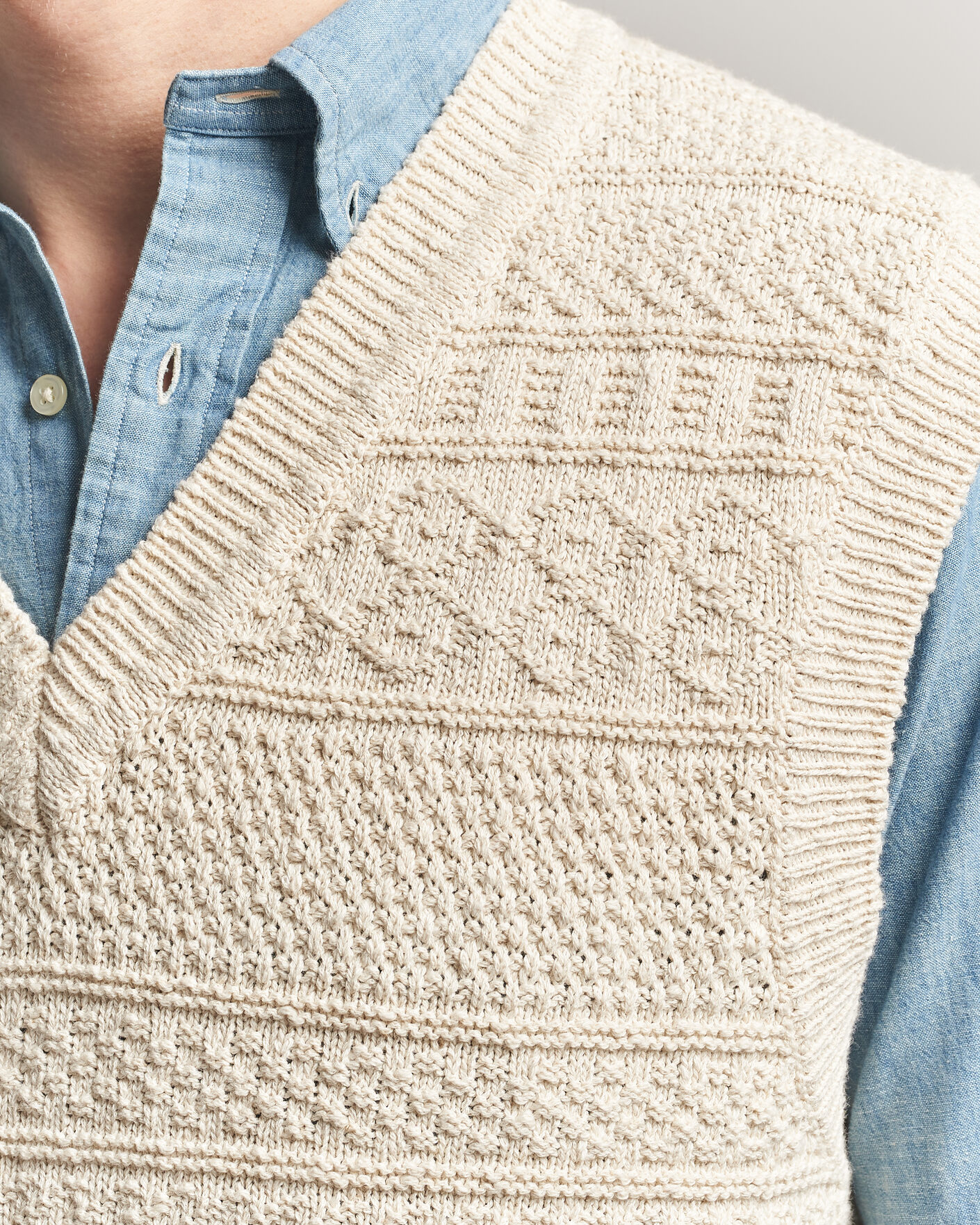 Mies | Puserot | Gant | Cotton/Linen Textured Vest Creamed White
