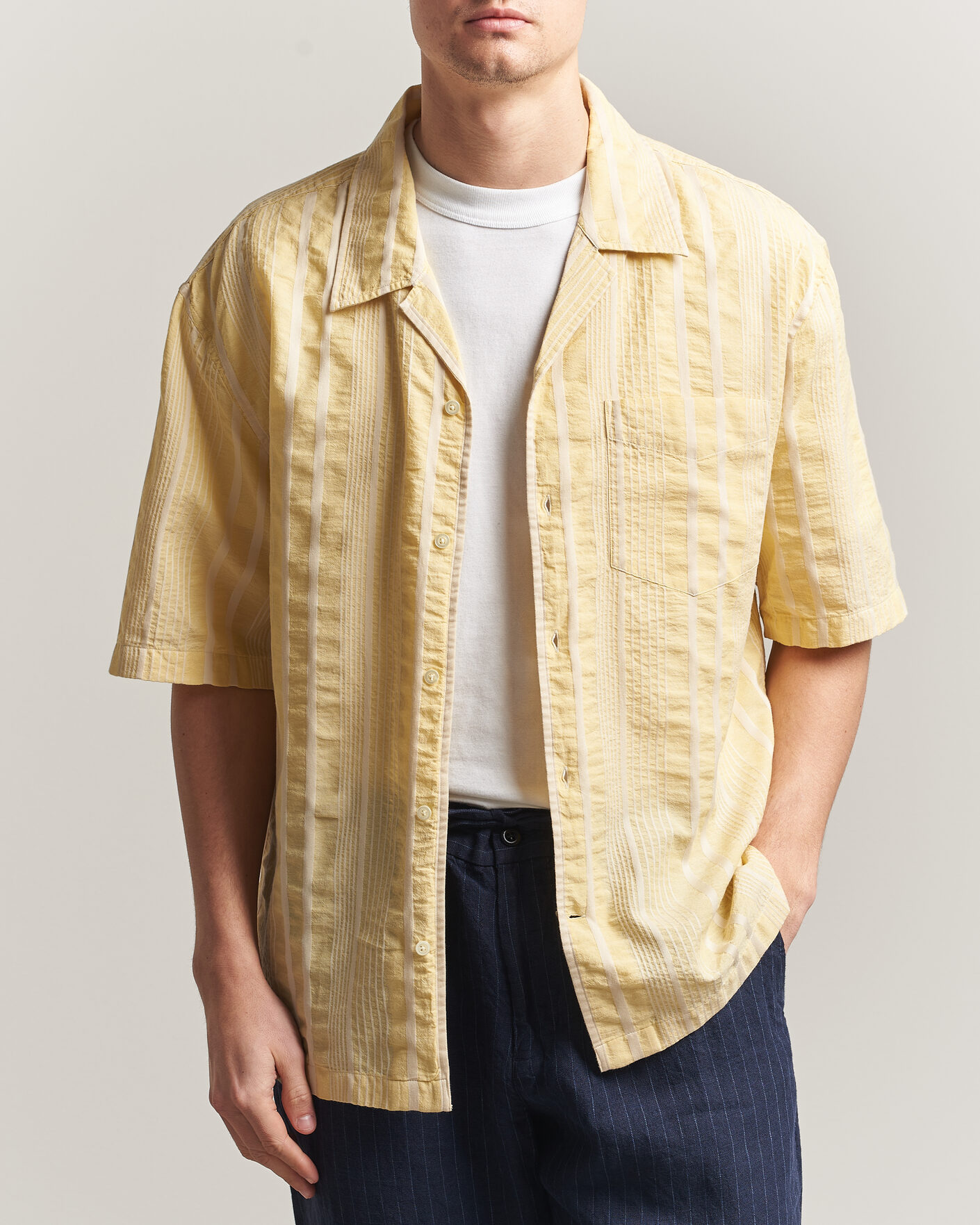 Mies | Kauluspaidat | Gant | Relaxed Fit Seersucker Camp Collar Shirt Light Mustard Yellow
