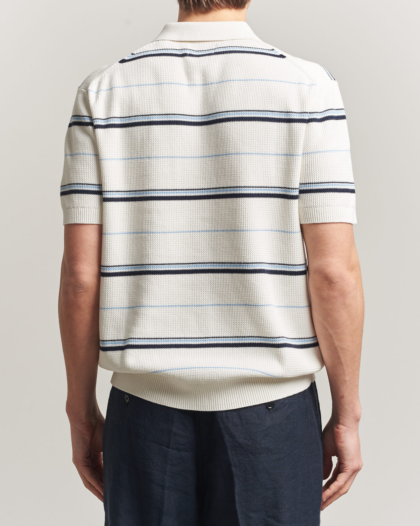 Mies | Pikeet | GANT | Striped Knitted Polo Eggshell