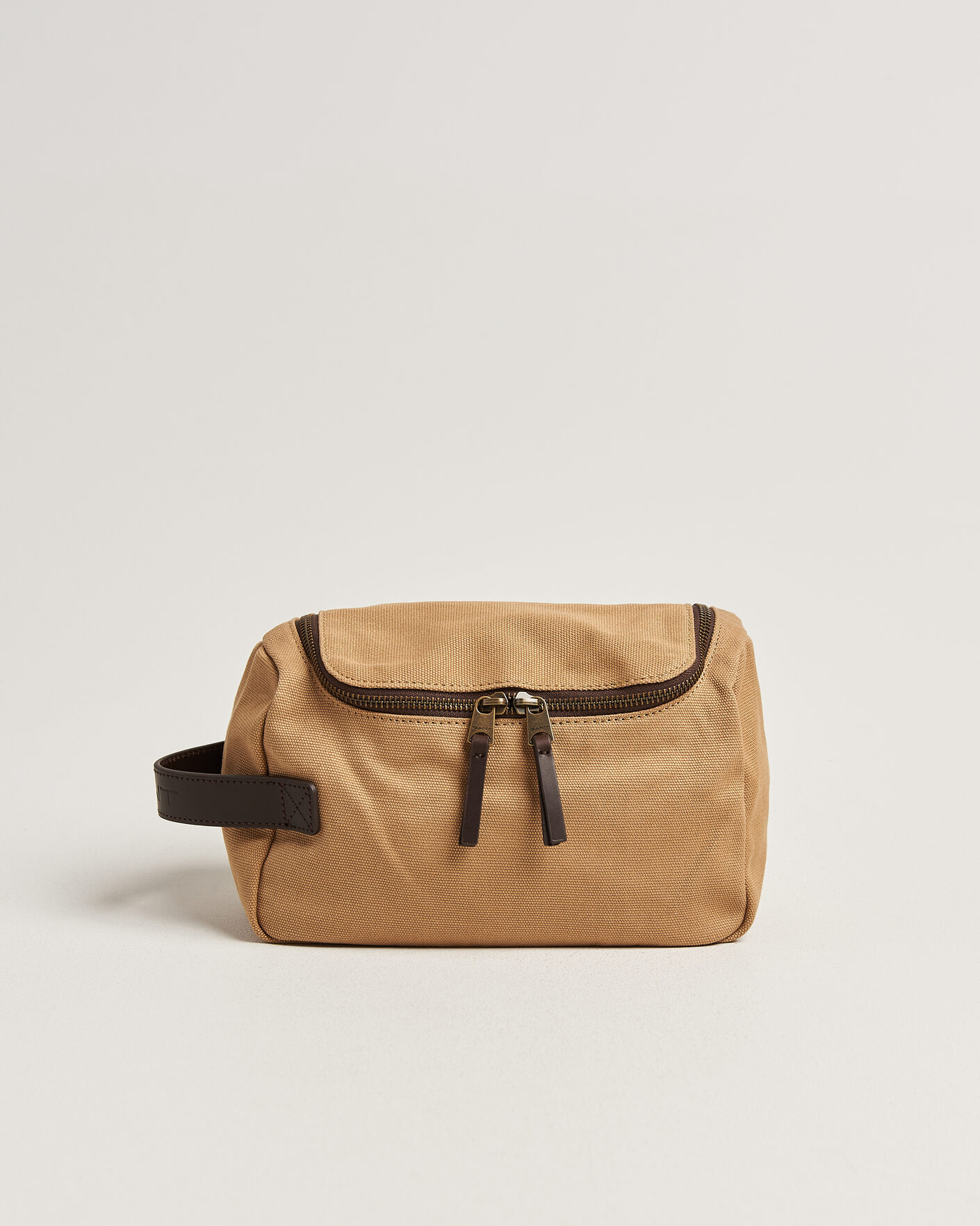 Mies | Laukut | GANT | Washed Canvas Washbag Warm Khaki