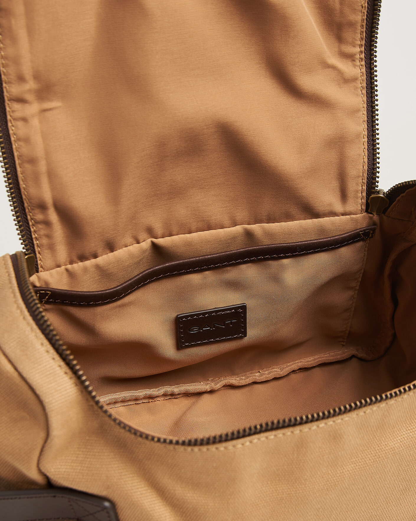Mies | Laukut | GANT | Washed Canvas Washbag Warm Khaki