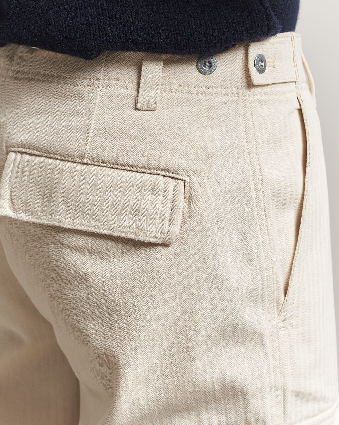 Mies | Housut | Gant | Relaxed Fit Herringbone Cargo Pants Creamed White