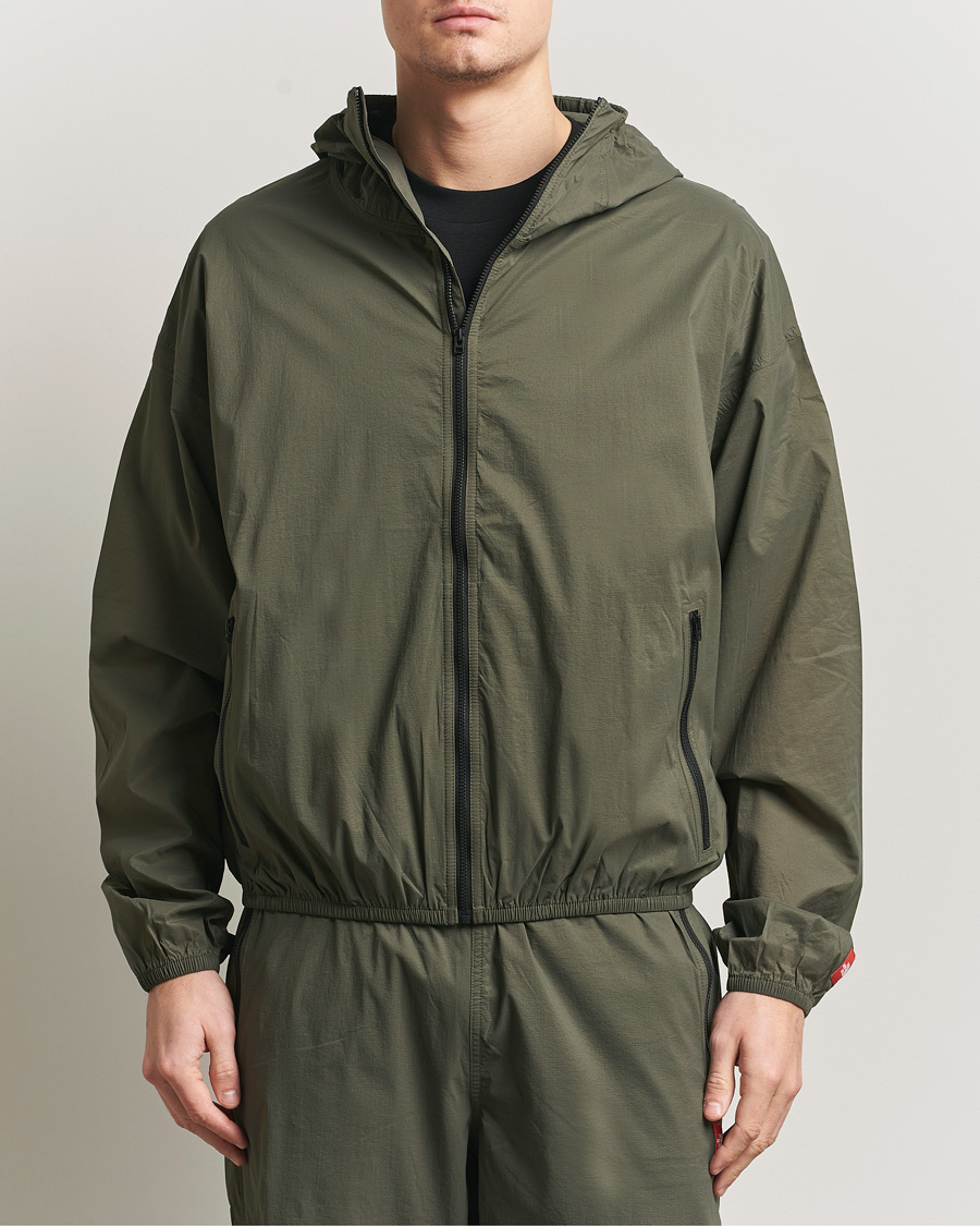 Mies | Takit | The North Face | Red Box Packable Wind Jacket New Taupe Green
