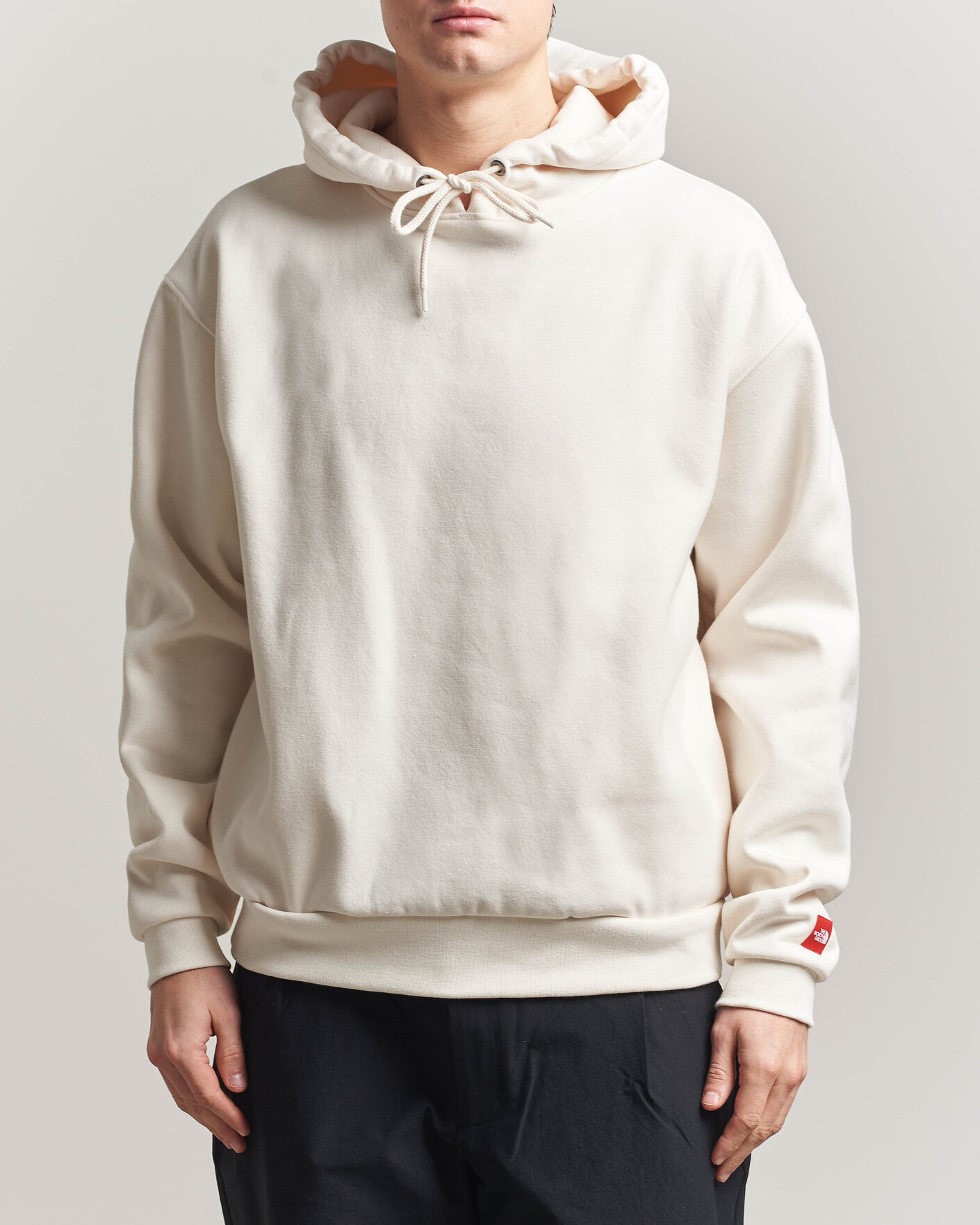 Mies | Puserot | The North Face | Red Box Hoodie White Dune