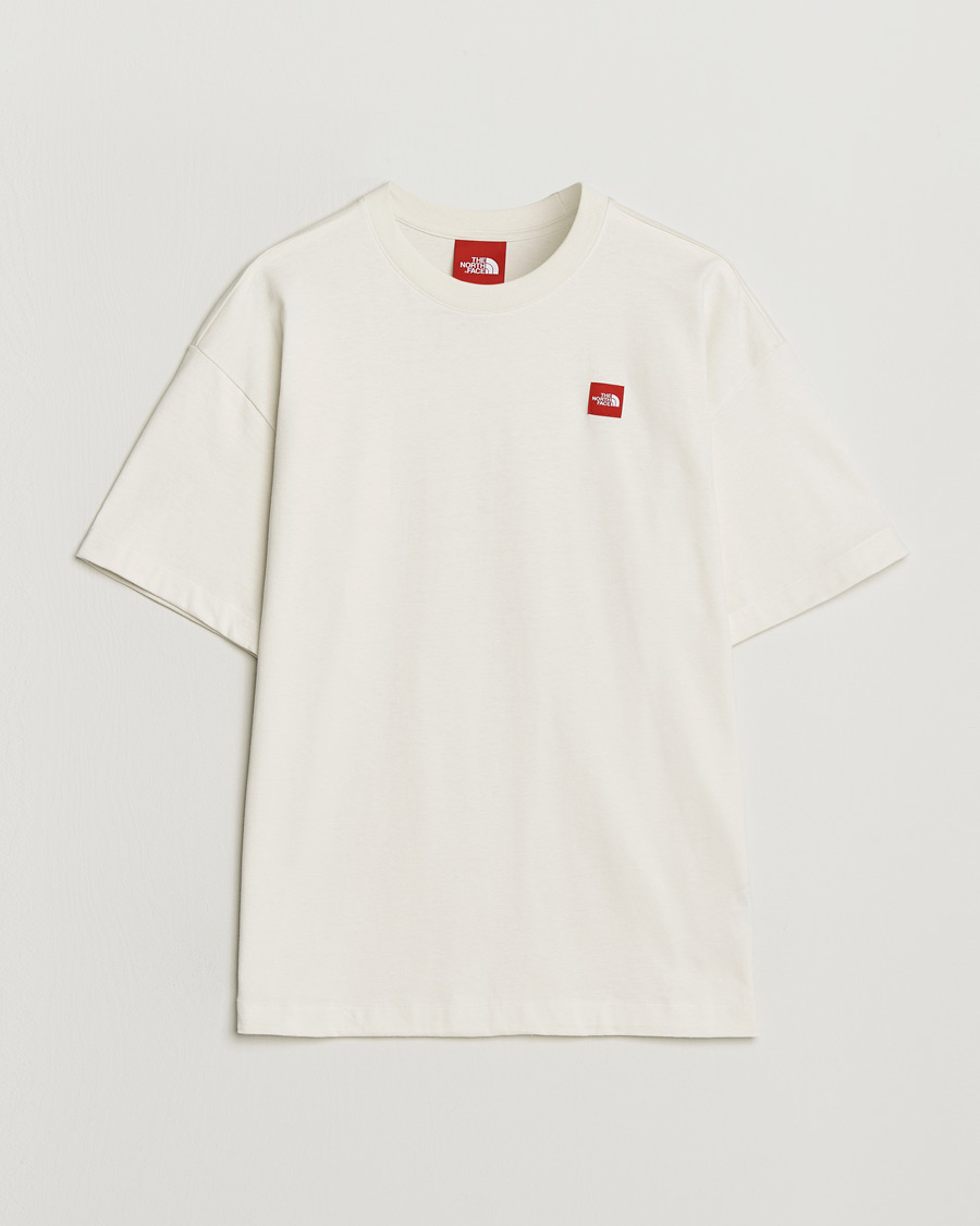 Mies | T-paidat | The North Face | Red Box T-Shirt White Dune