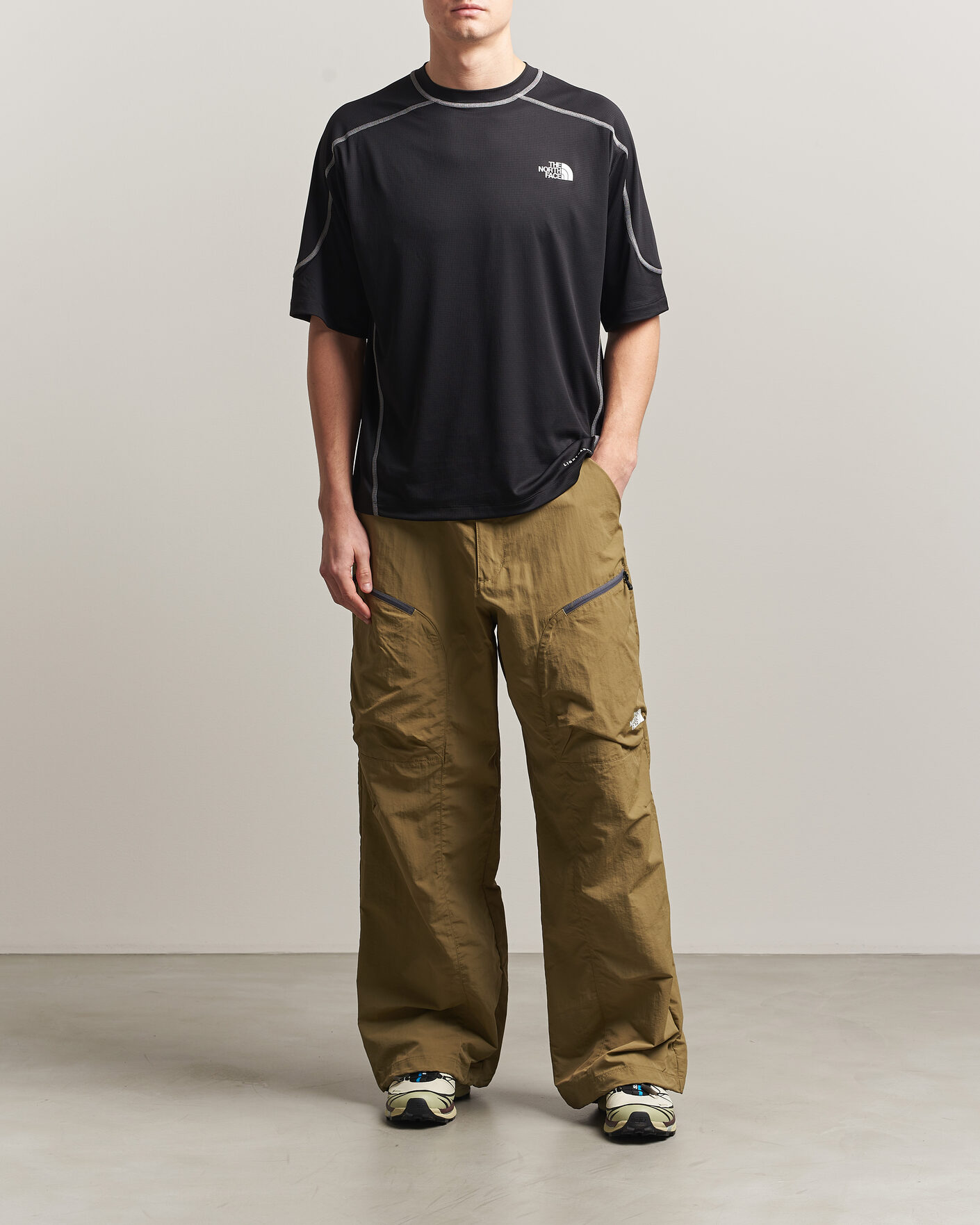 Mies | T-paidat | The North Face | NSE Lightrange T-Shirt Black