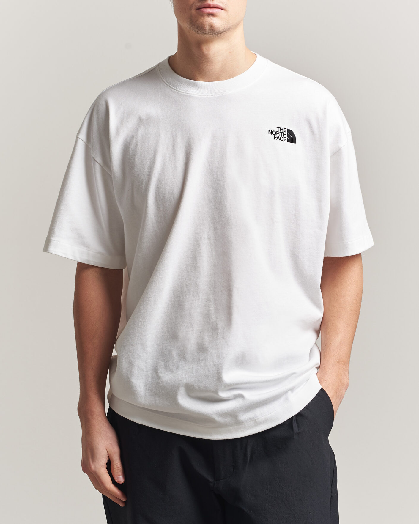 Mies | T-paidat | The North Face | Casentino Graphic T-Shirt White