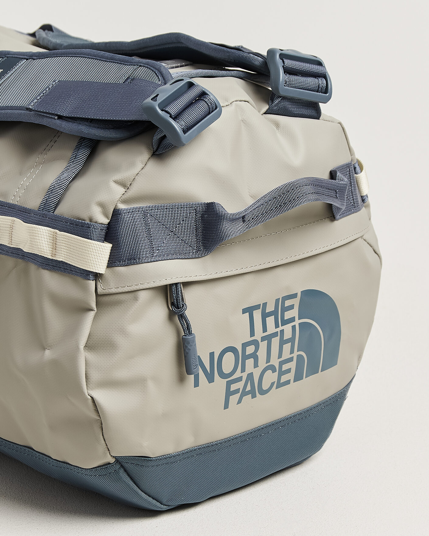 Mies | Laukut | The North Face | Base Camp Duffel S Stone Slab
