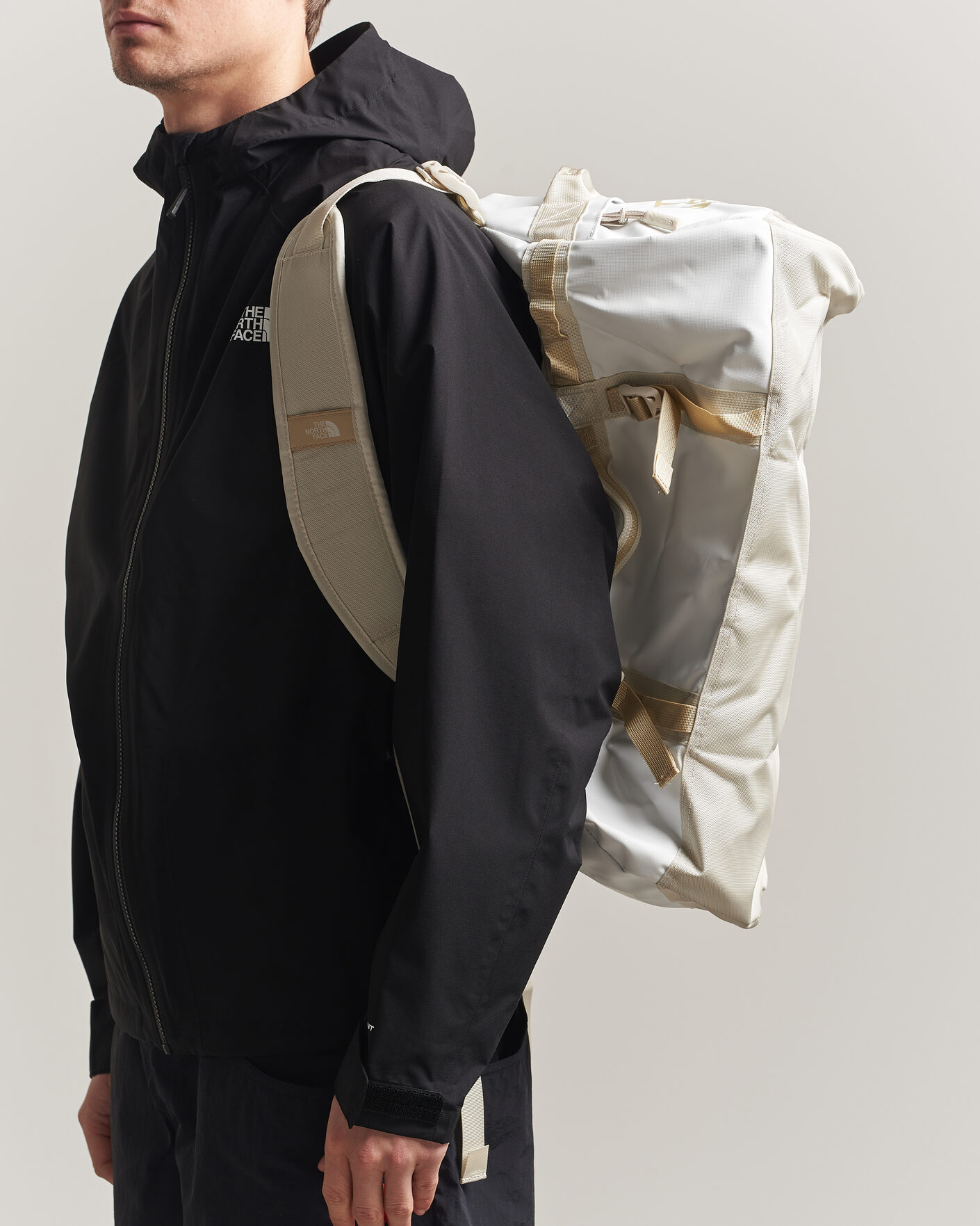 Mies | Laukut | The North Face | Base Camp Duffel S White Ash