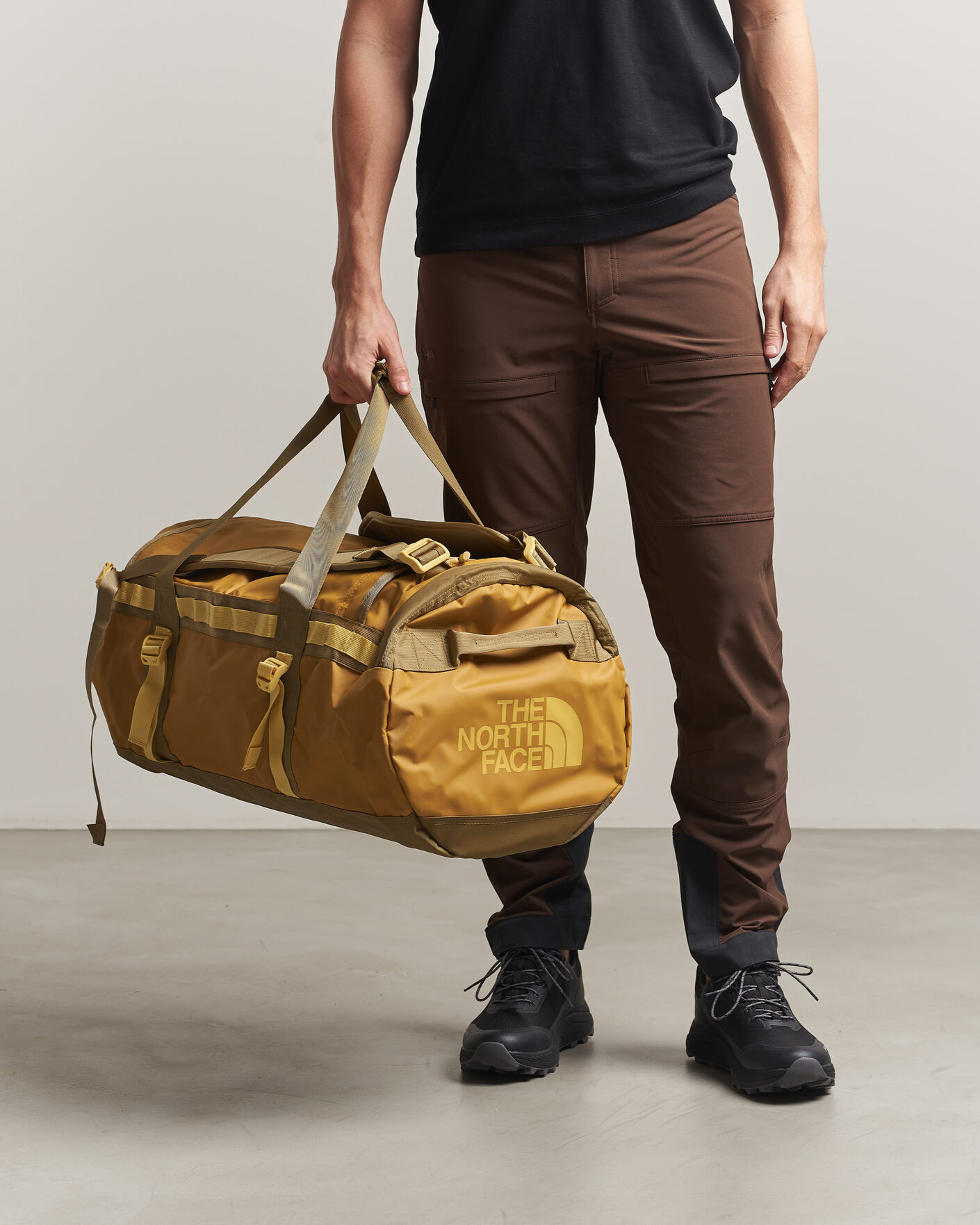 Mies | Laukut | The North Face | Base Camp Duffel M Golden Tan