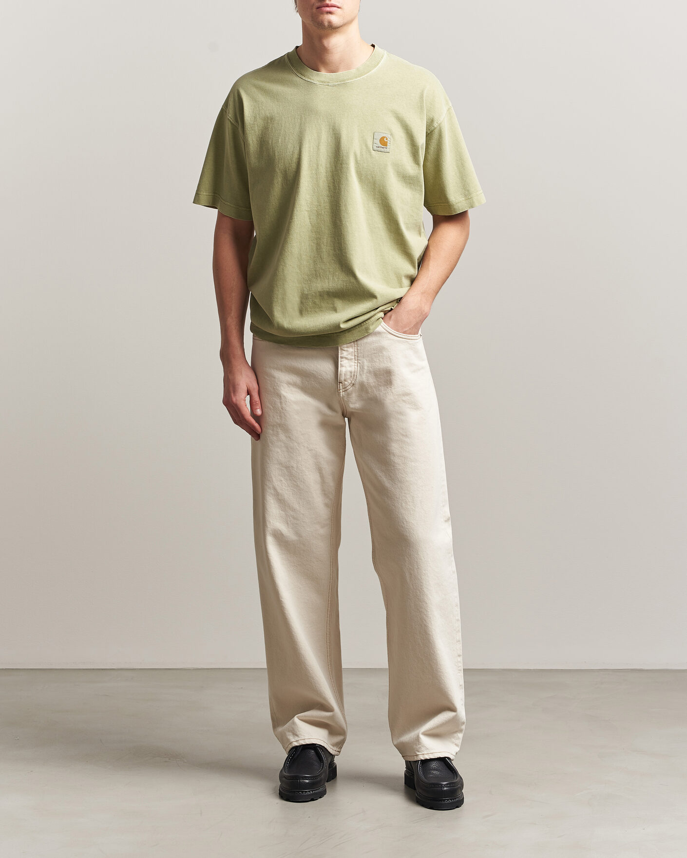 Mies | T-paidat | Carhartt WIP | Nelson Cotton T-Shirt Gentle Green