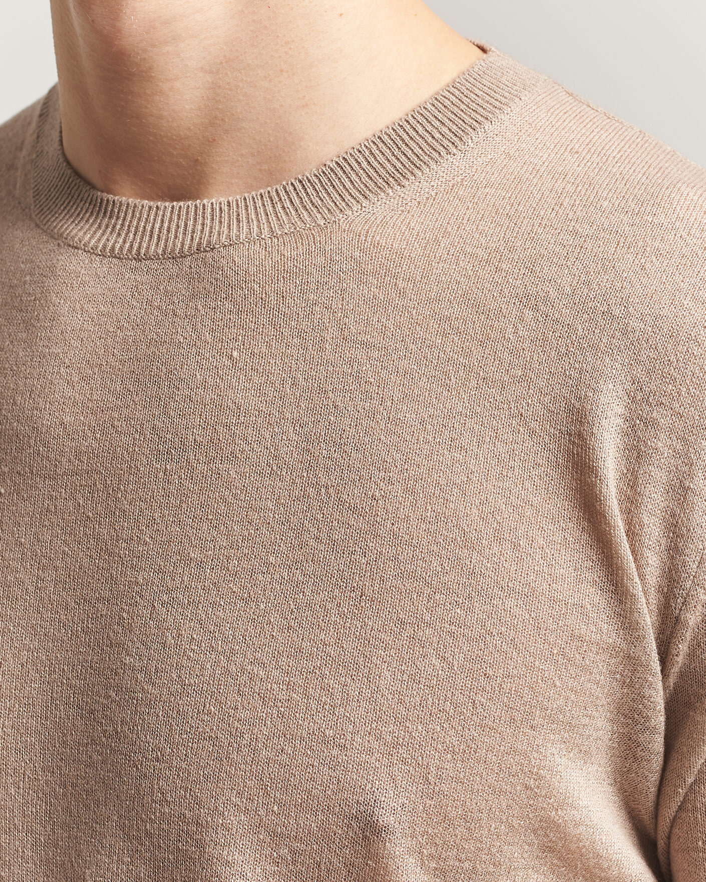Mies | Puserot | Piacenza Cashmere | Soft Silk/Cashmere Crew Neck Beige