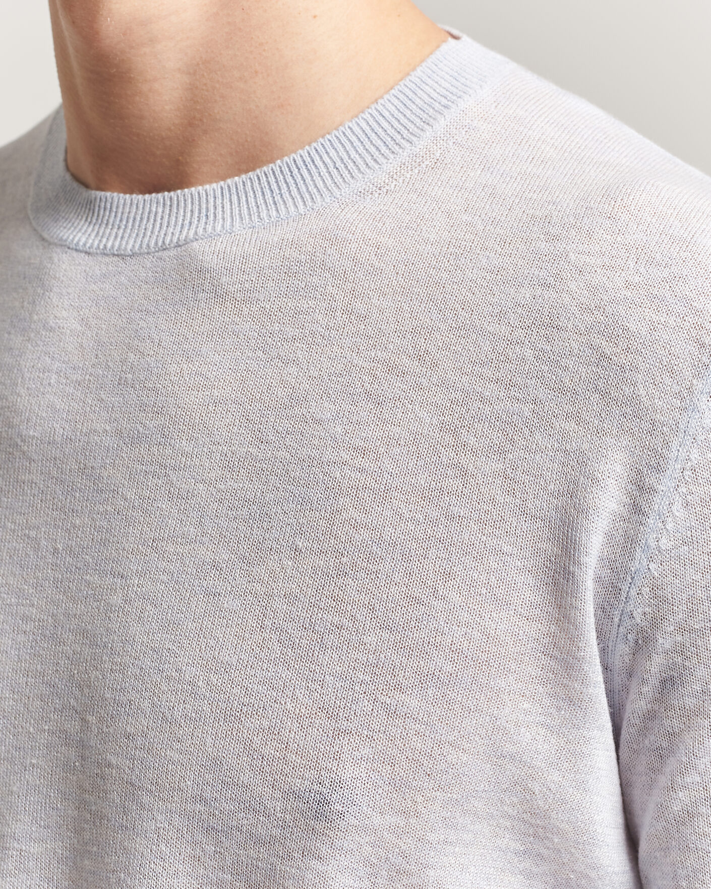 Mies | Puserot | Piacenza Cashmere | Soft Silk/Cashmere Crew Neck  Sky Blue