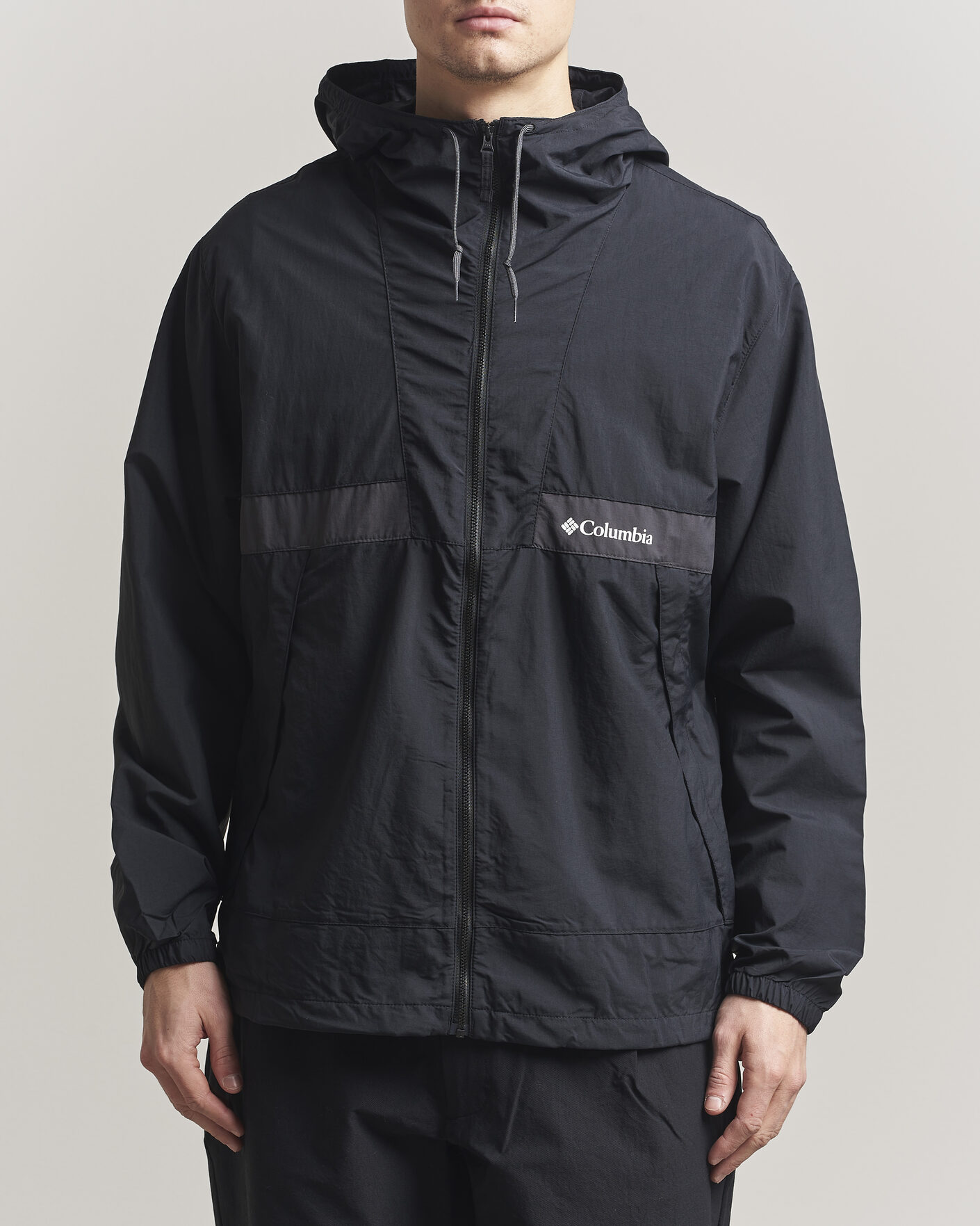 Mies | Takit | Columbia | Spire Valley Hooded Windbreaker Black
