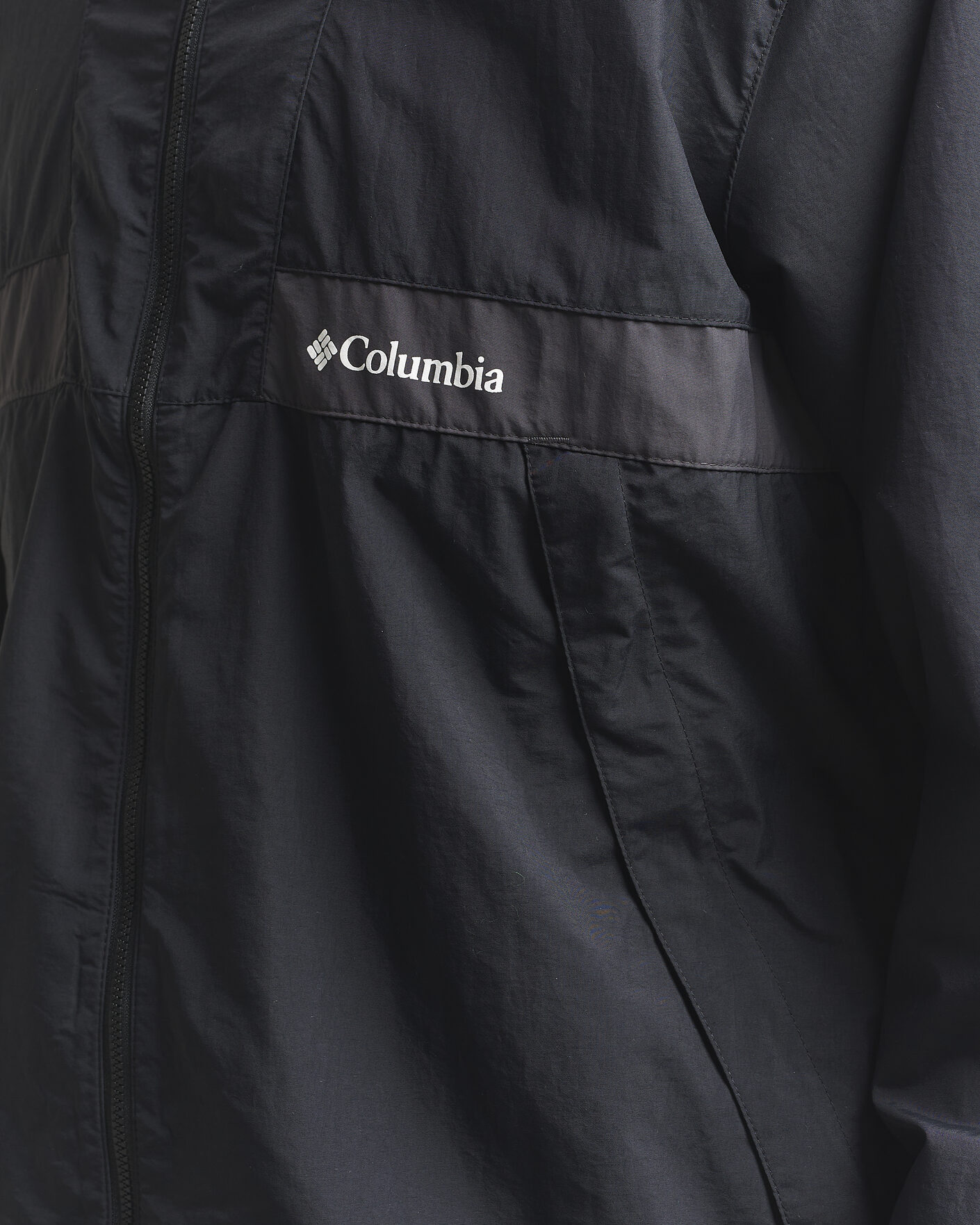 Mies | Takit | Columbia | Spire Valley Hooded Windbreaker Black