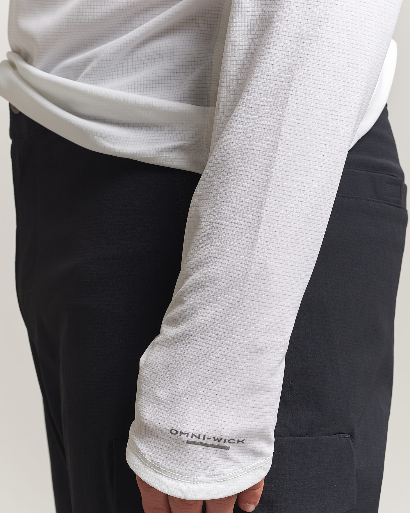 Mies | T-paidat | Columbia | Stealth Spring Half-Zip T-Shirt White