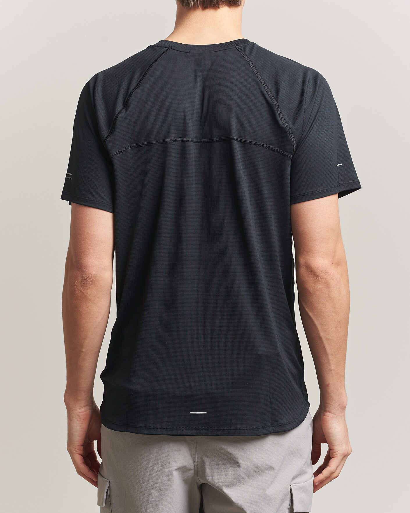 Mies | T-paidat | Columbia | Stealth Spring T-Shirt Black