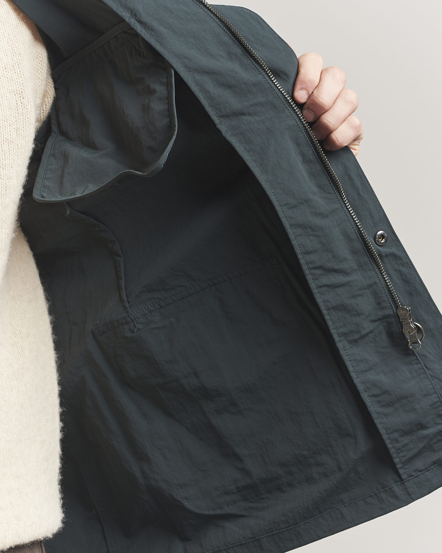 Mies | Takit | Barbour International | Modern Showerproof Duke Jacket Forest River