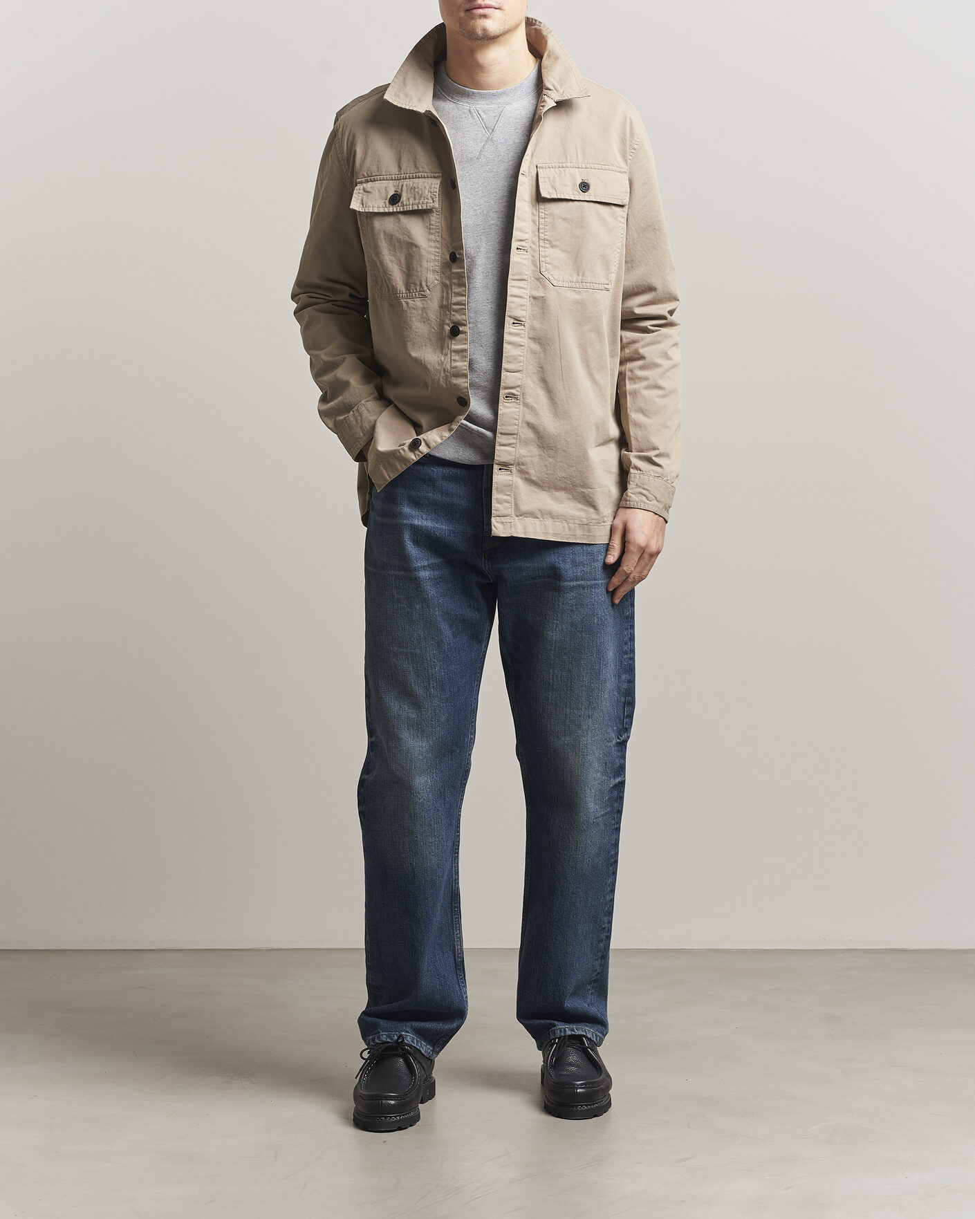 Mies | Kauluspaidat | Barbour International | Arlo Cotton Overshirt Coriander
