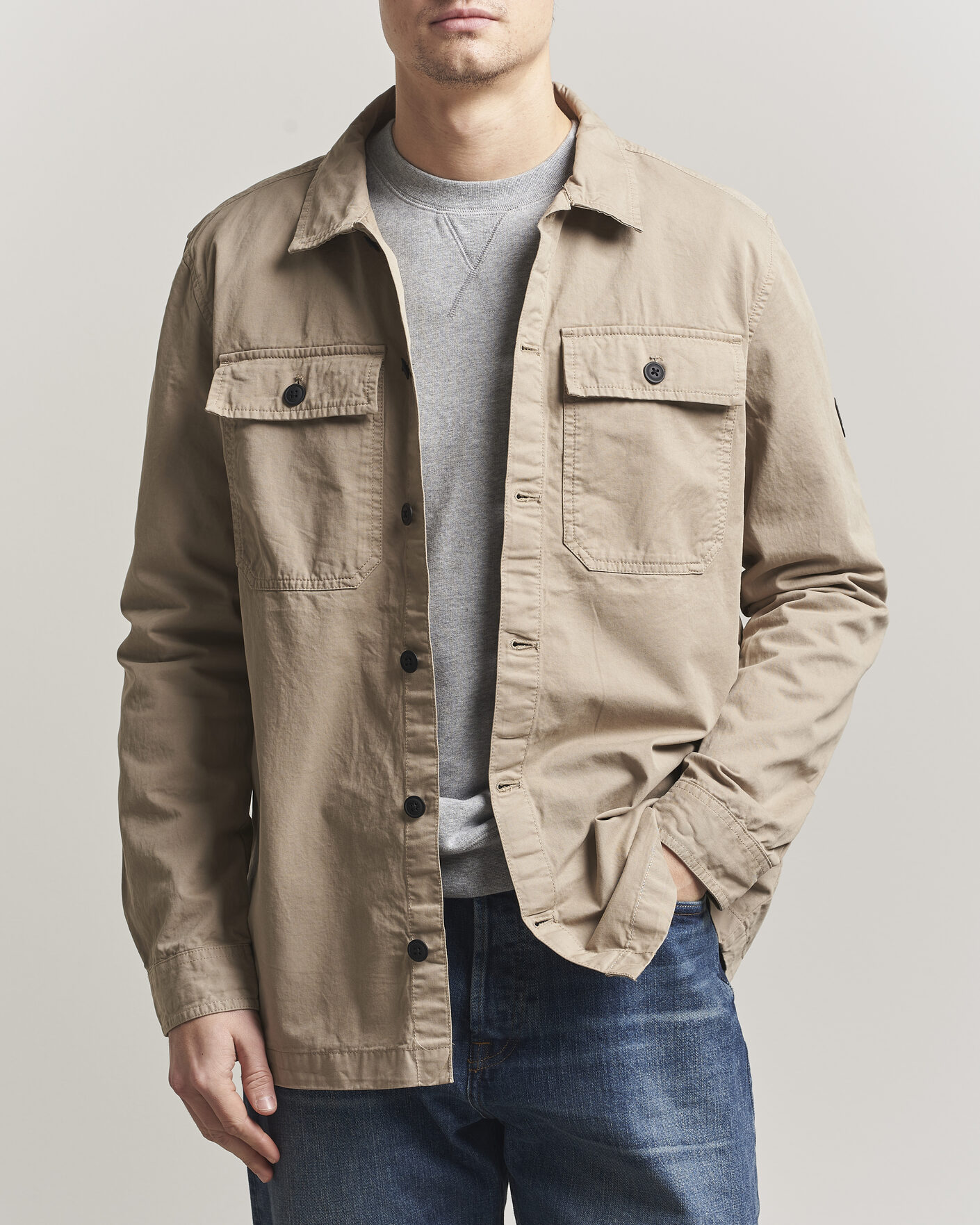 Mies | Kauluspaidat | Barbour International | Arlo Cotton Overshirt Coriander