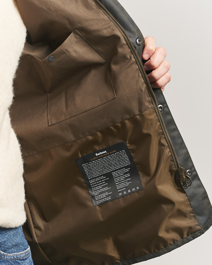 Mies | Takit | Barbour Lifestyle | Tartan Ambleside Wax Jacket Archive Olive