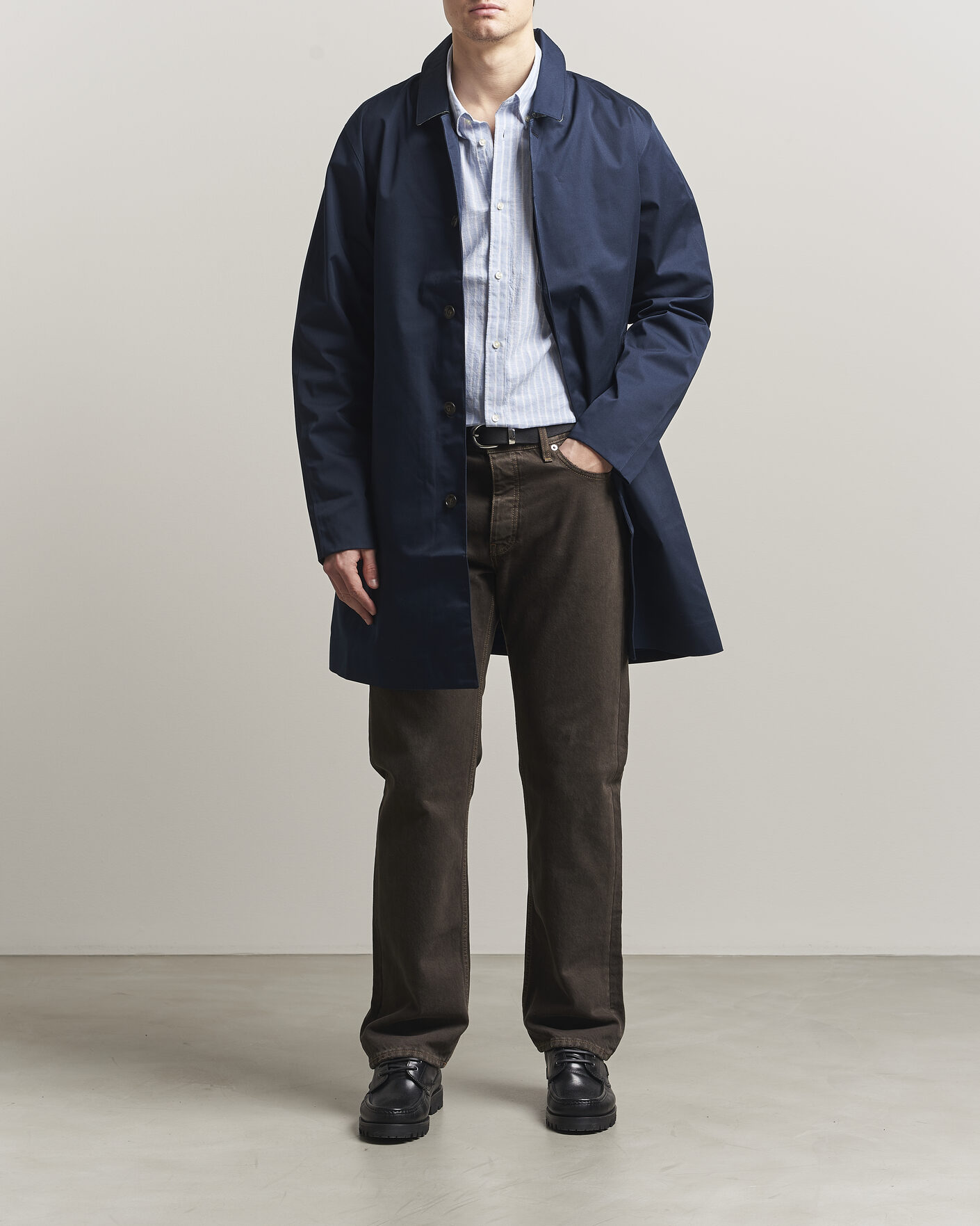 Mies | Takit | Barbour Lifestyle | Rokig Waterproof Car Coat Navy