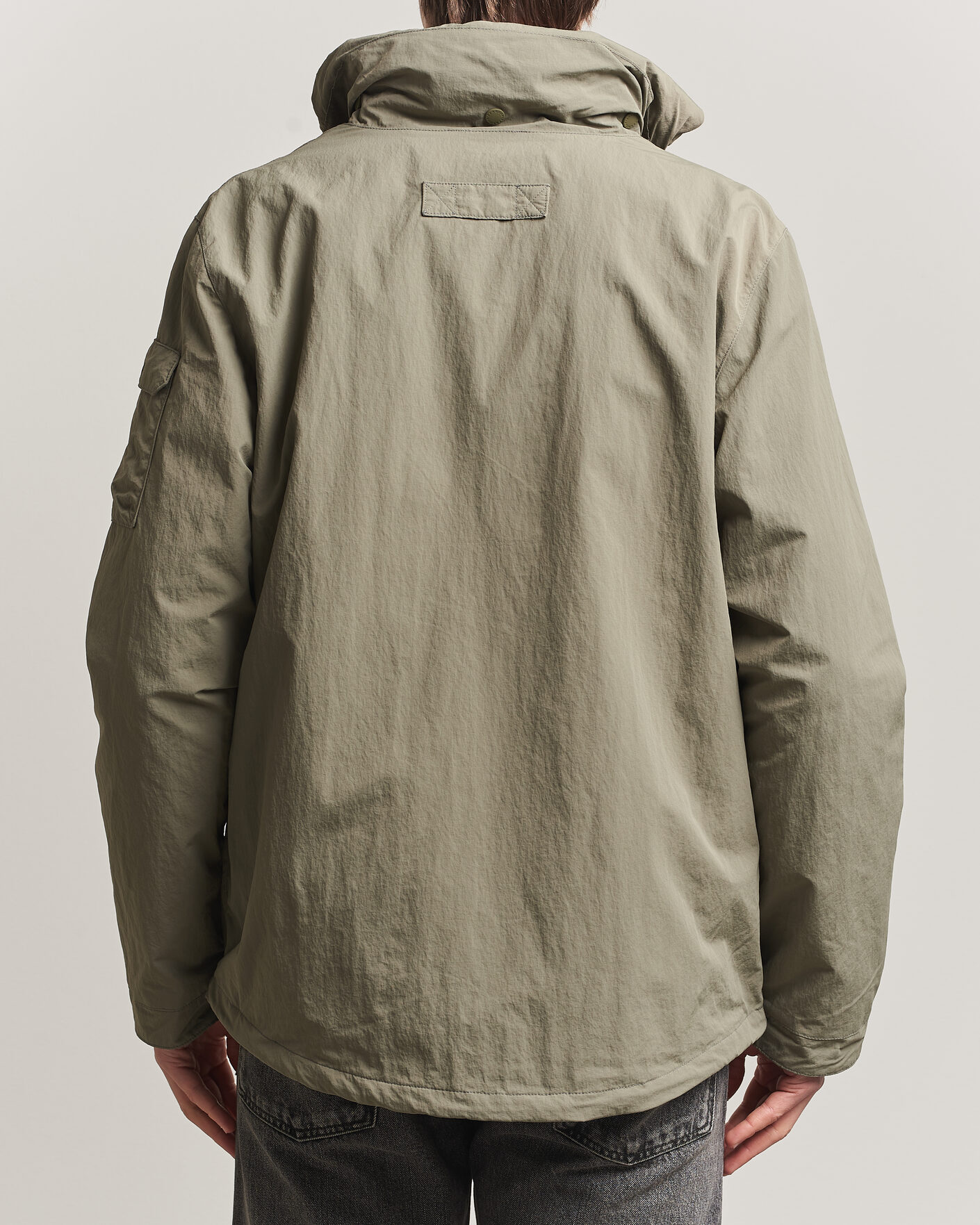 Mies | Takit | Barbour Lifestyle | Re-Engineered Argyll Showerproof Jacket Smoky Olive