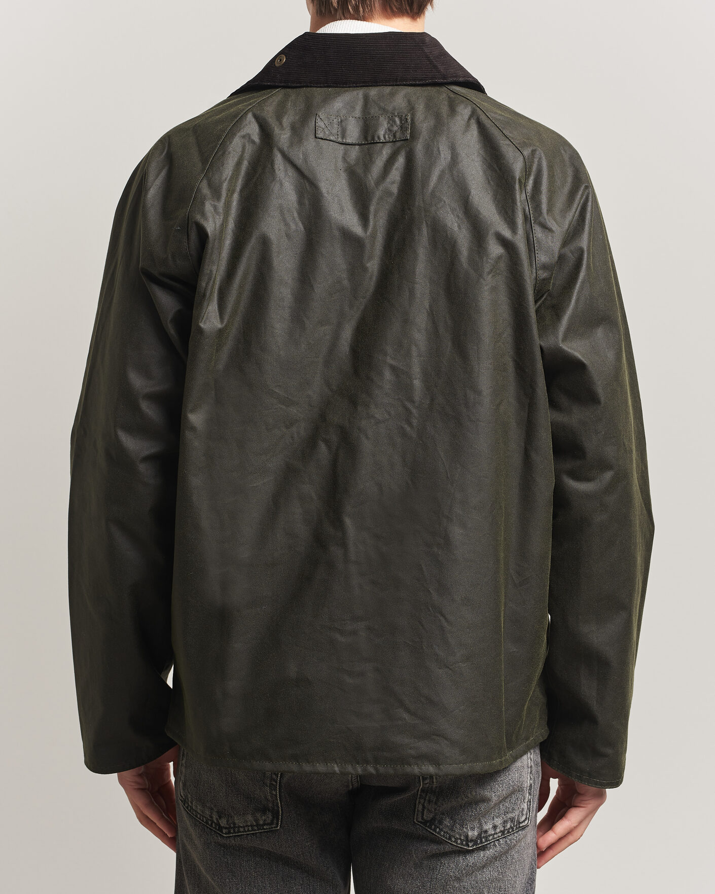 Mies | Takit | Barbour Lifestyle | Re-Engineered Blackett Spey Wax Jacket Archive Olive 