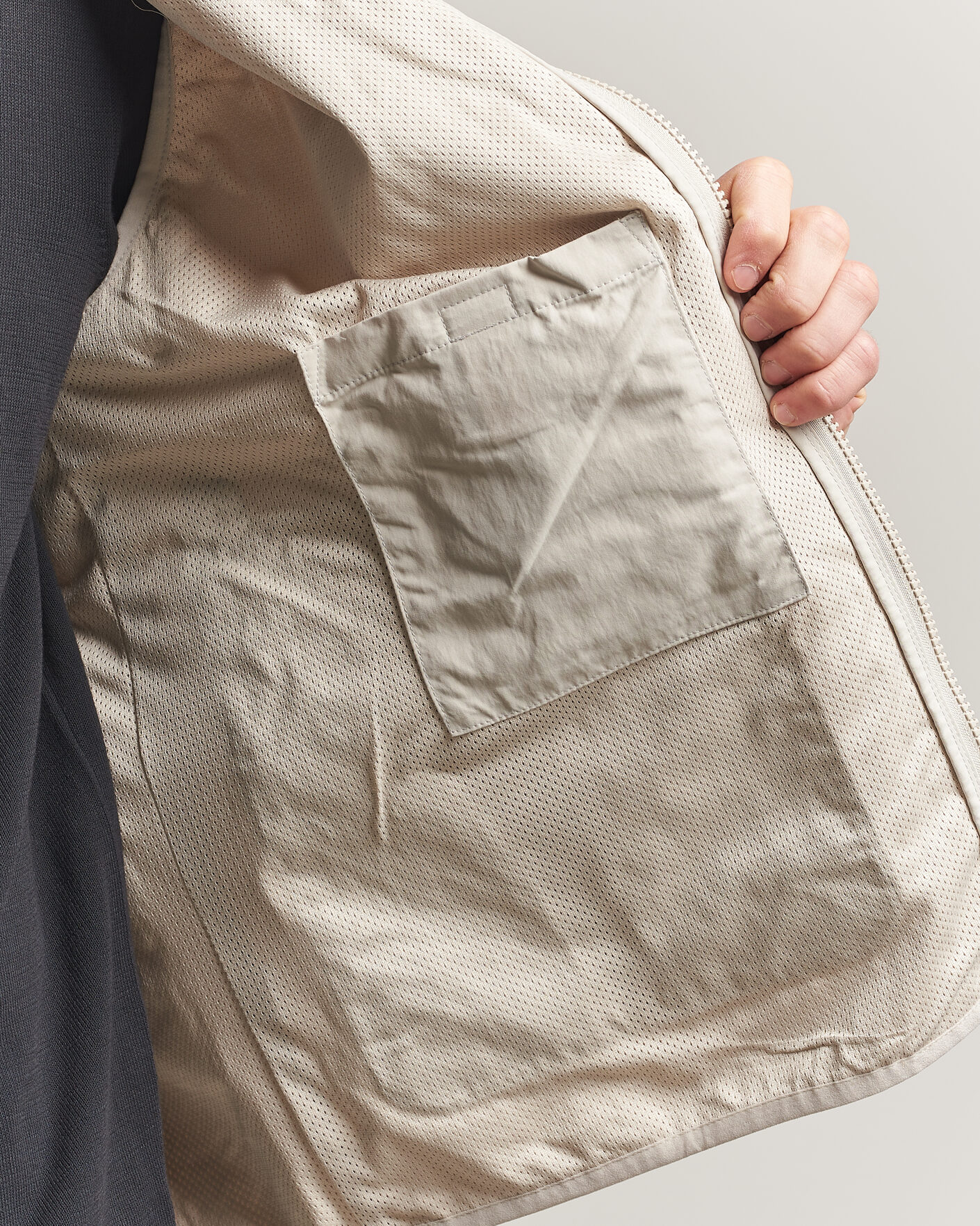 Mies | Ulkoliivit | Barbour Lifestyle | Re-Engineered Flyweight Gilet Mist