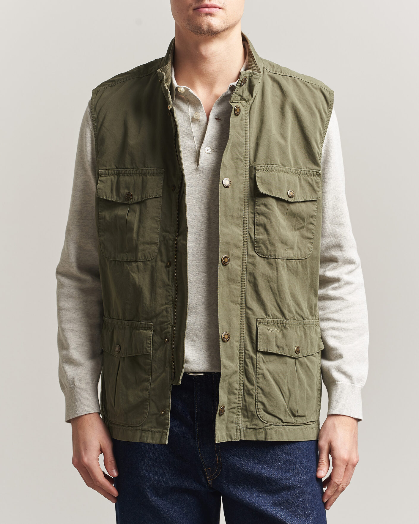Mies | Ulkoliivit | Barbour Lifestyle | Casual Corebrigde Gilet Dusty Olive