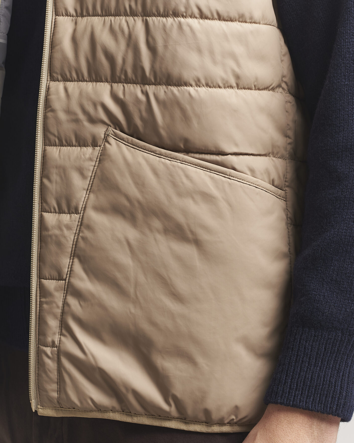 Mies | Ulkoliivit | Barbour Lifestyle | Reversible Tartan Puffer Gilet Dress Tartan